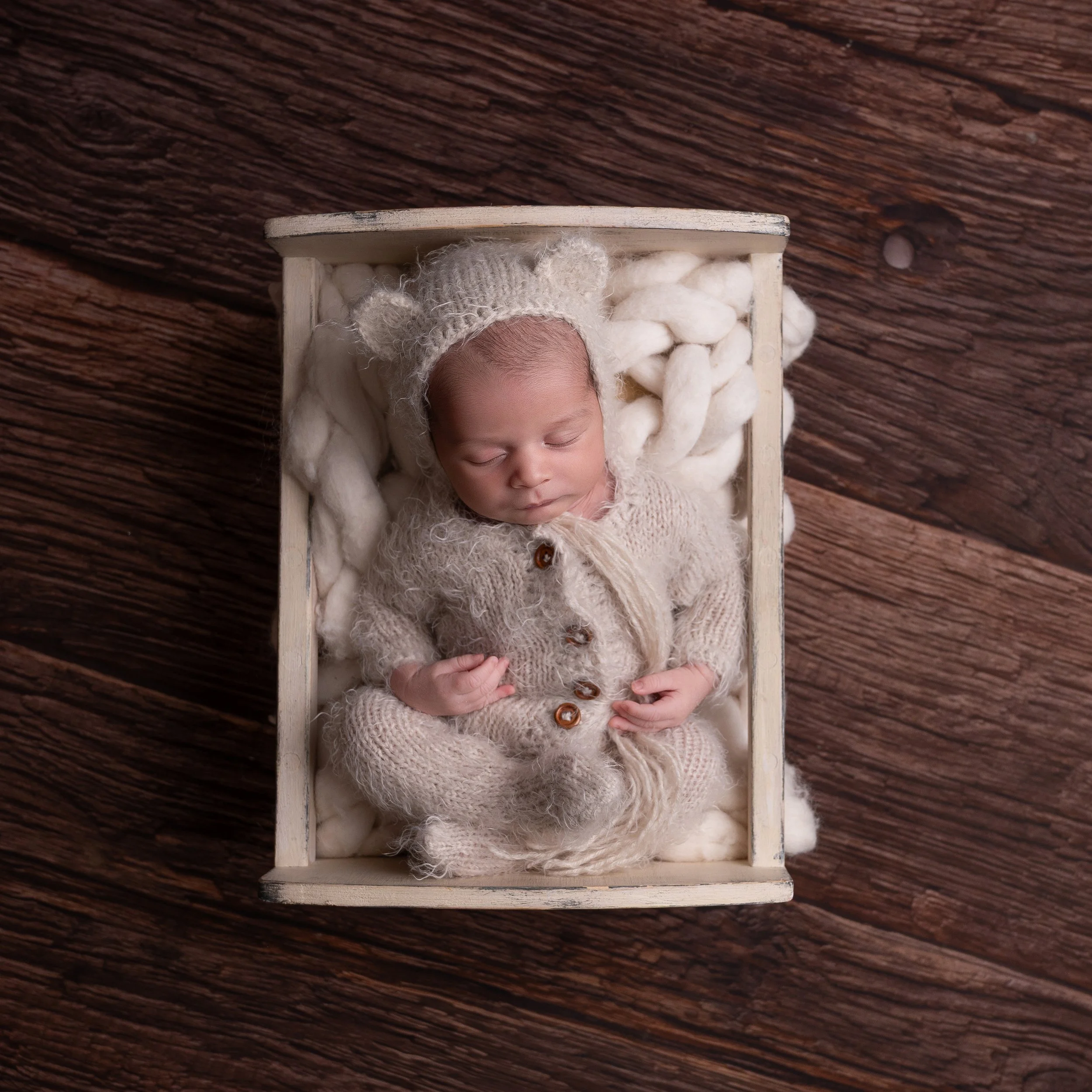 newborn-teddy-photographer-west-london.jpg