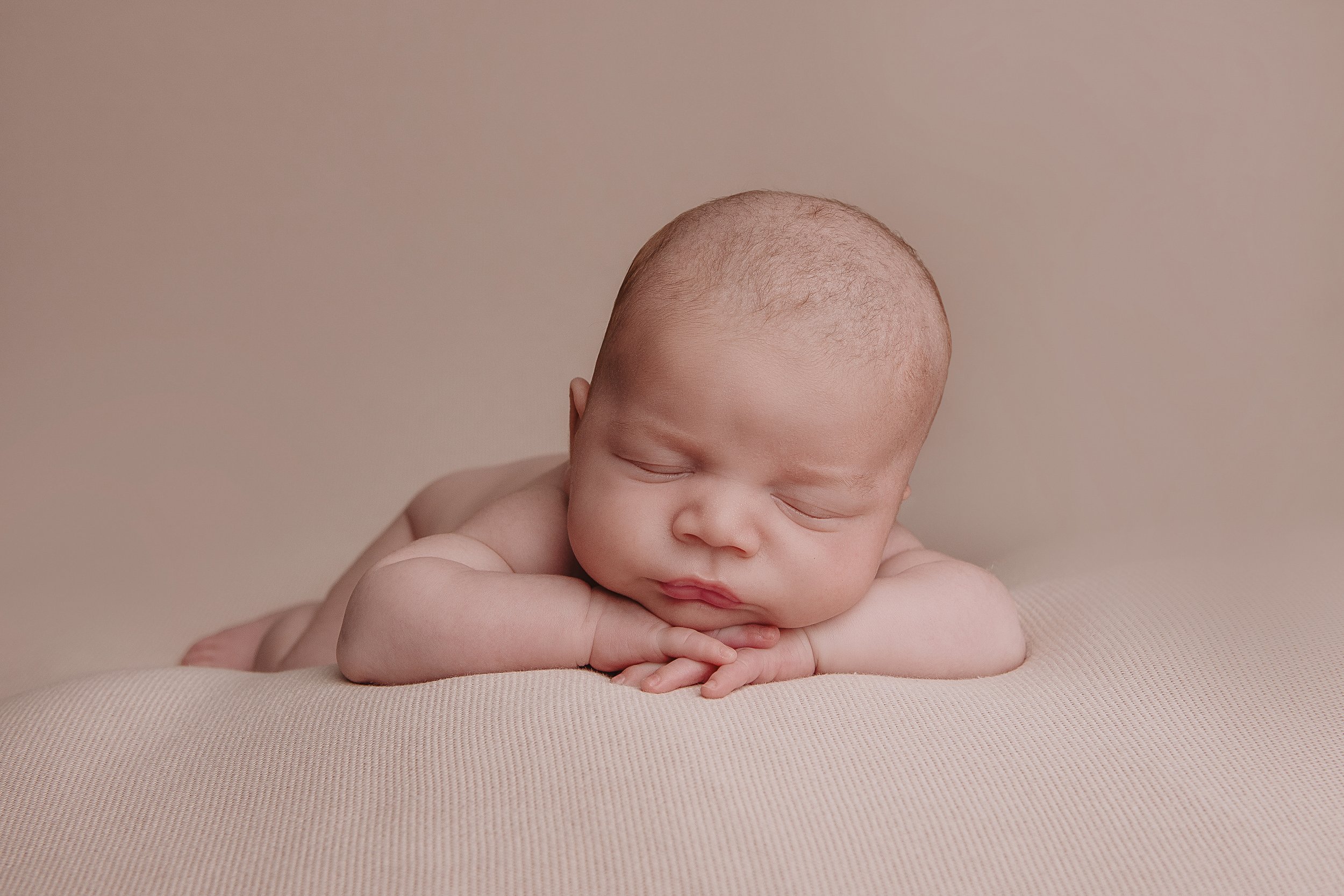 newborn-beige-sleeping-photographer-west-london.jpg