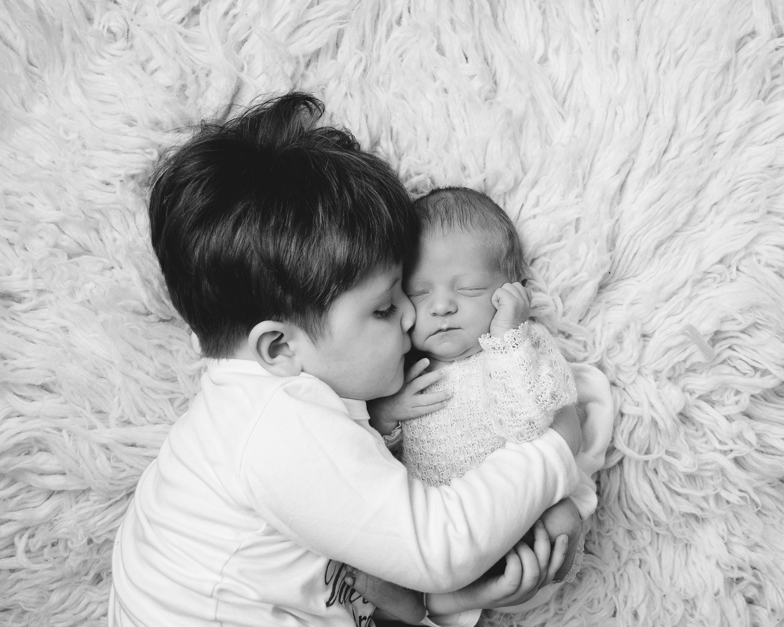 newborn-sibling-photographer-west-london.jpg