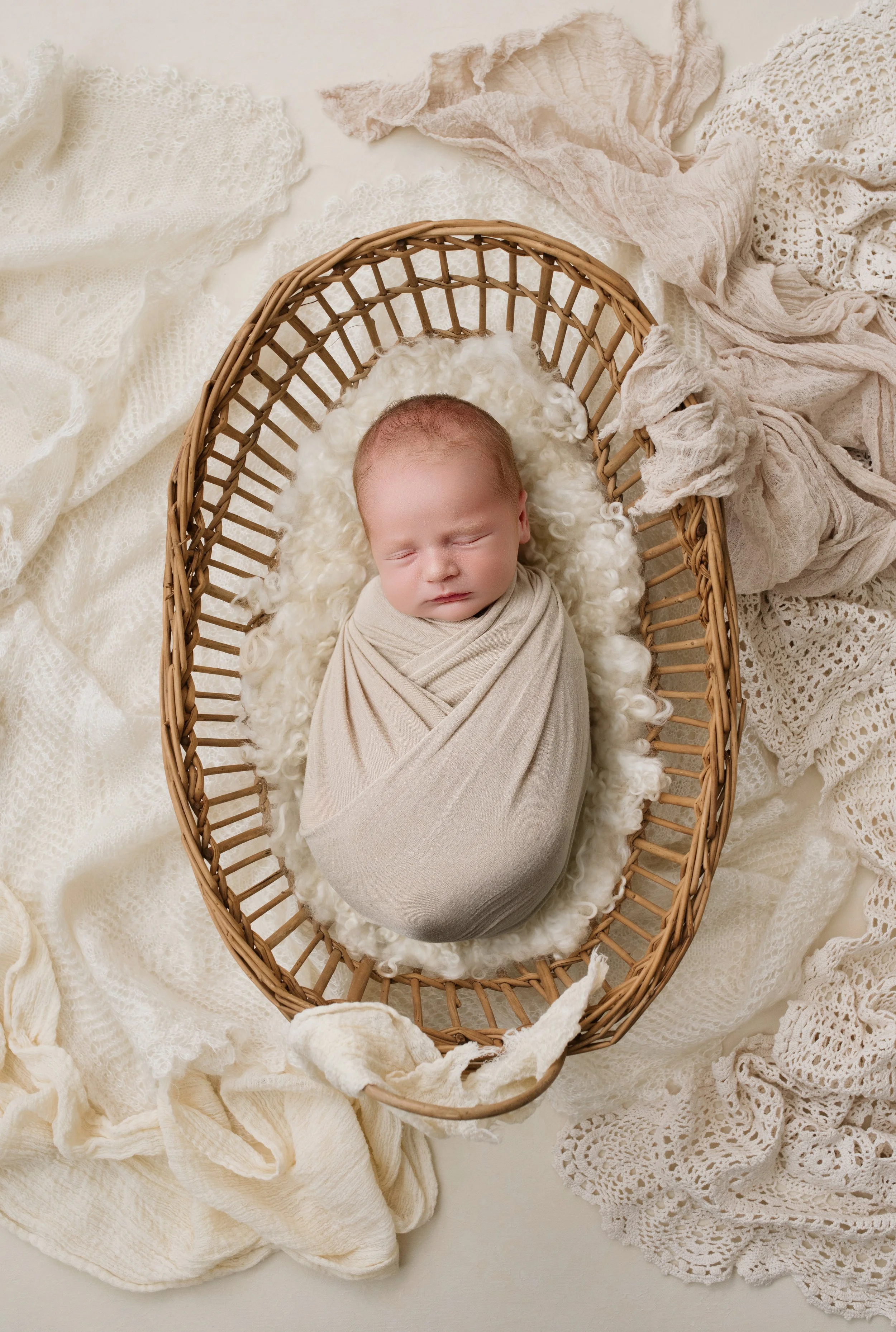 newborn-cream-beige-wrap-photography-hillingdon.jpg