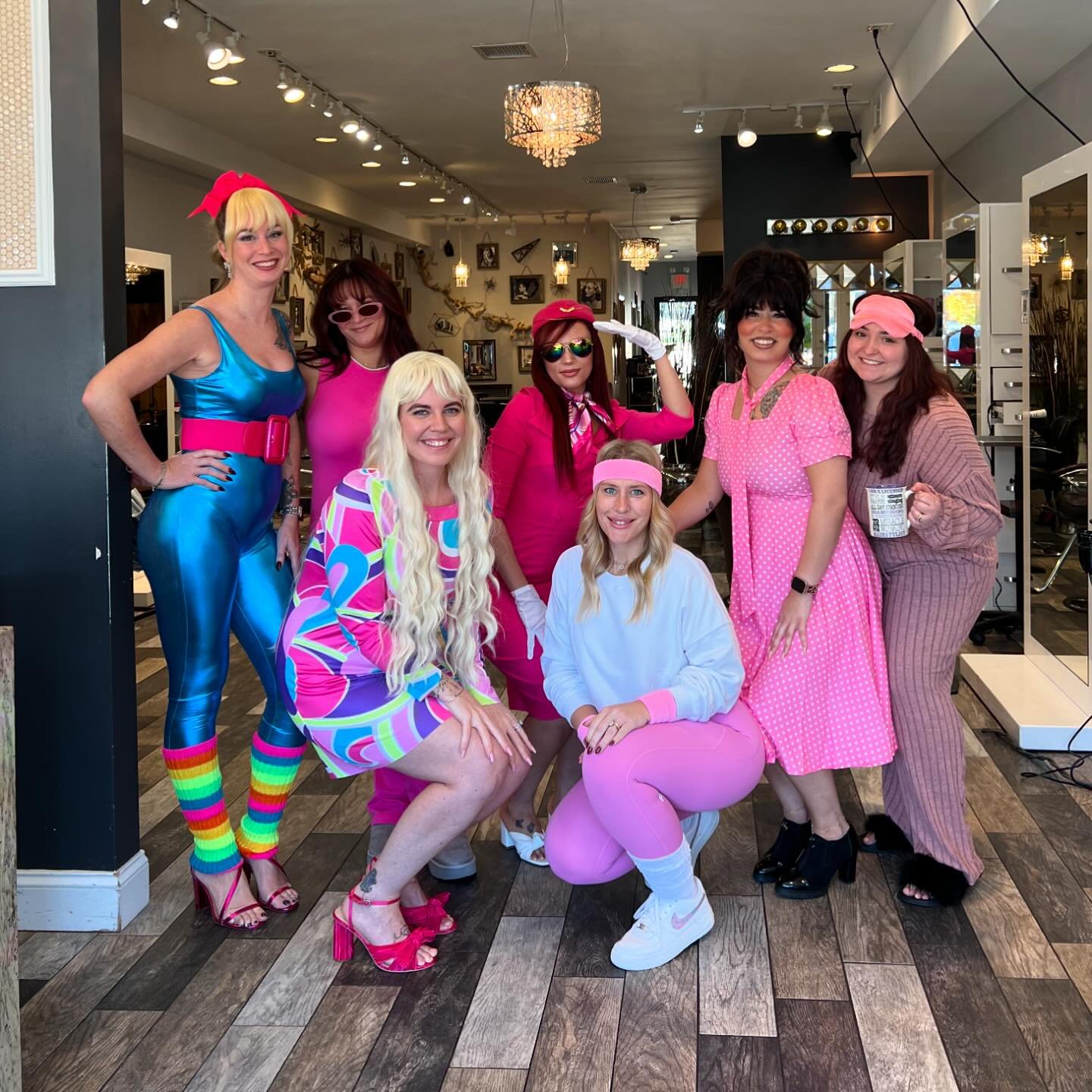 Happy Halloween from the JA Barbies 🩷
.
.
.
#barbie #happyhalloween #veronanj #halloween #hairstylists