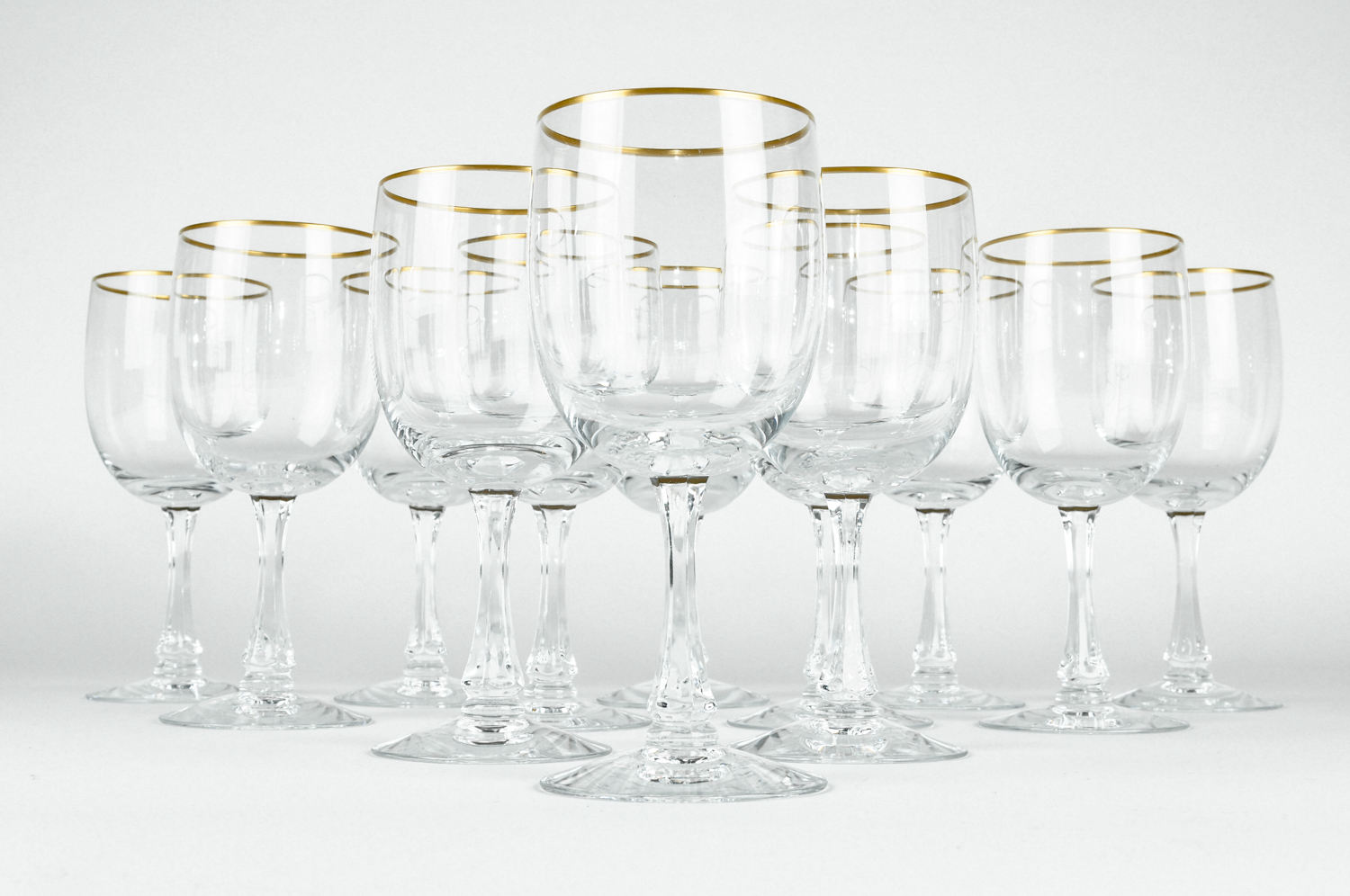 Vintage Set 10 Green Crystal Wine Glasses . — La Maison Supreme Ltd.