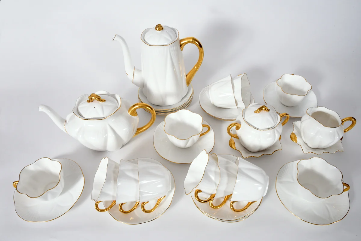 Vintage English Tea / Coffee Service — La Maison Supreme Ltd.