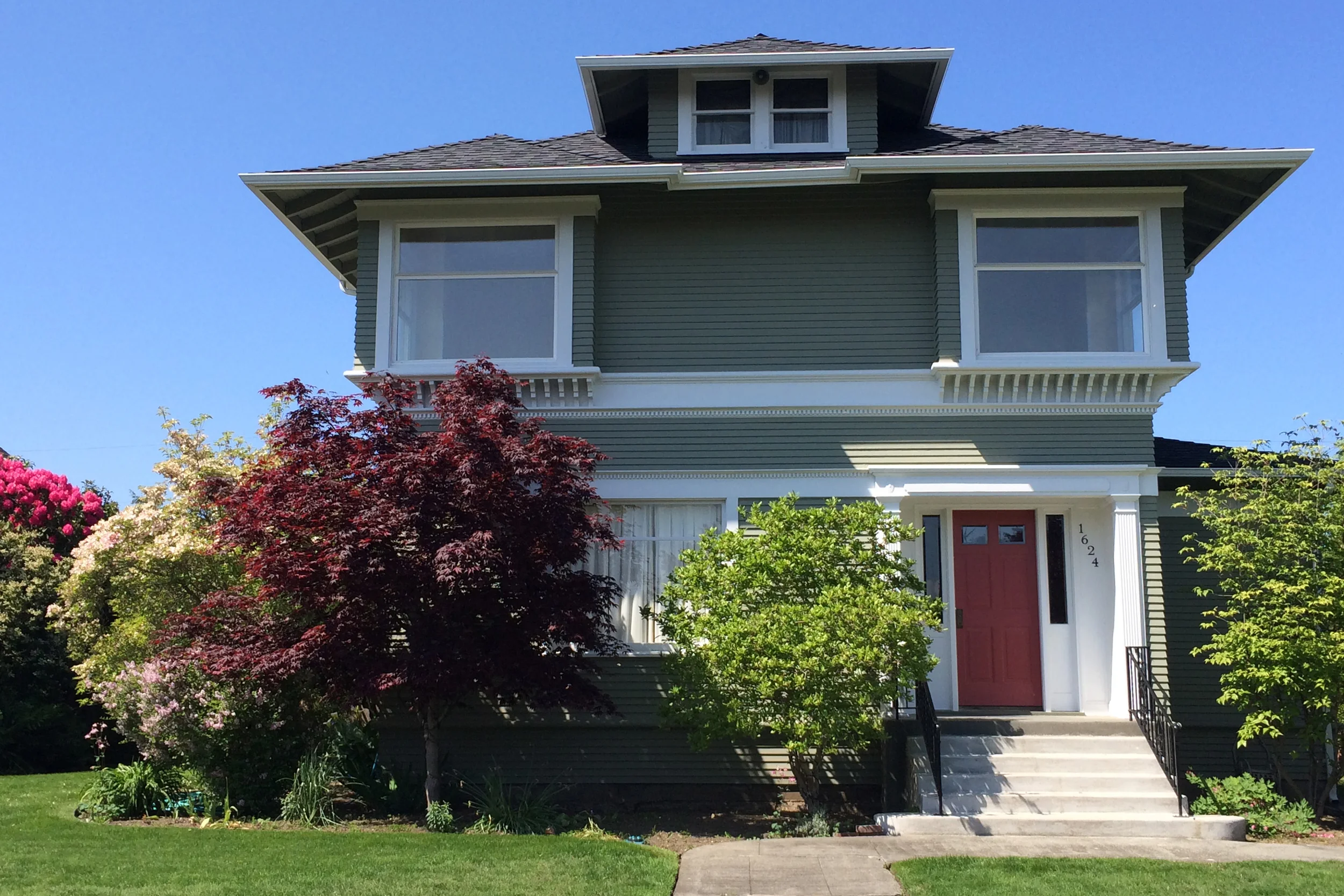 Everett Real Estate: 1624 Rucker Ave.