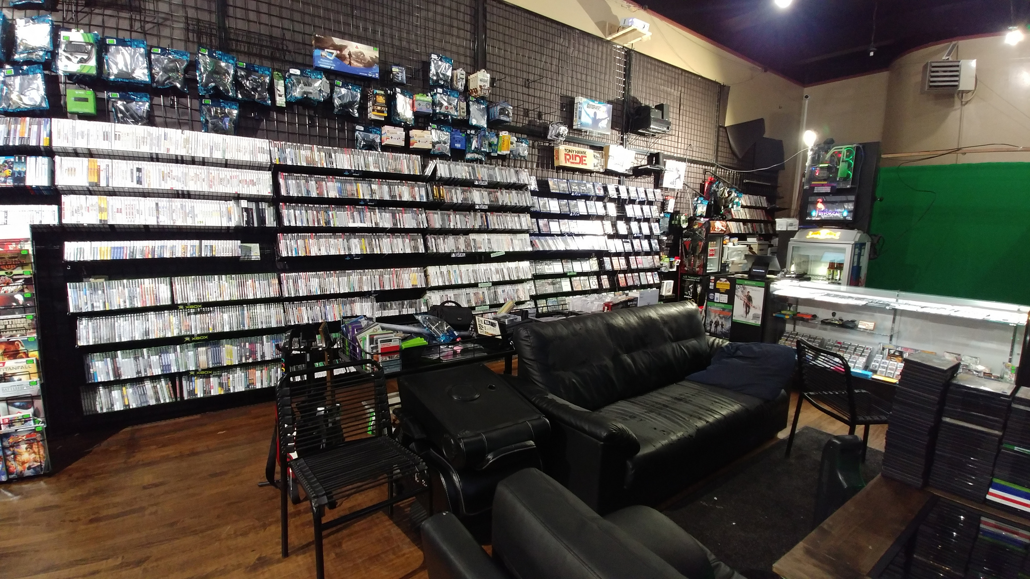 Beat your friends and make some new enemies in weekly tournaments // Christopher Bragg