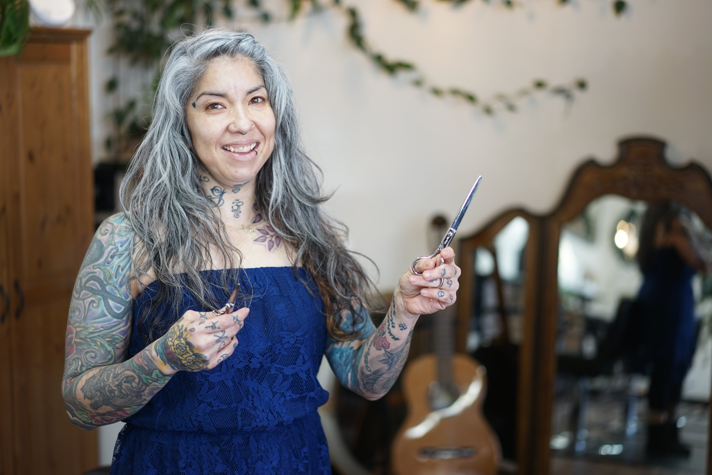 Alexandra’s Salon &amp; Barbershop Thrives on Hoyt