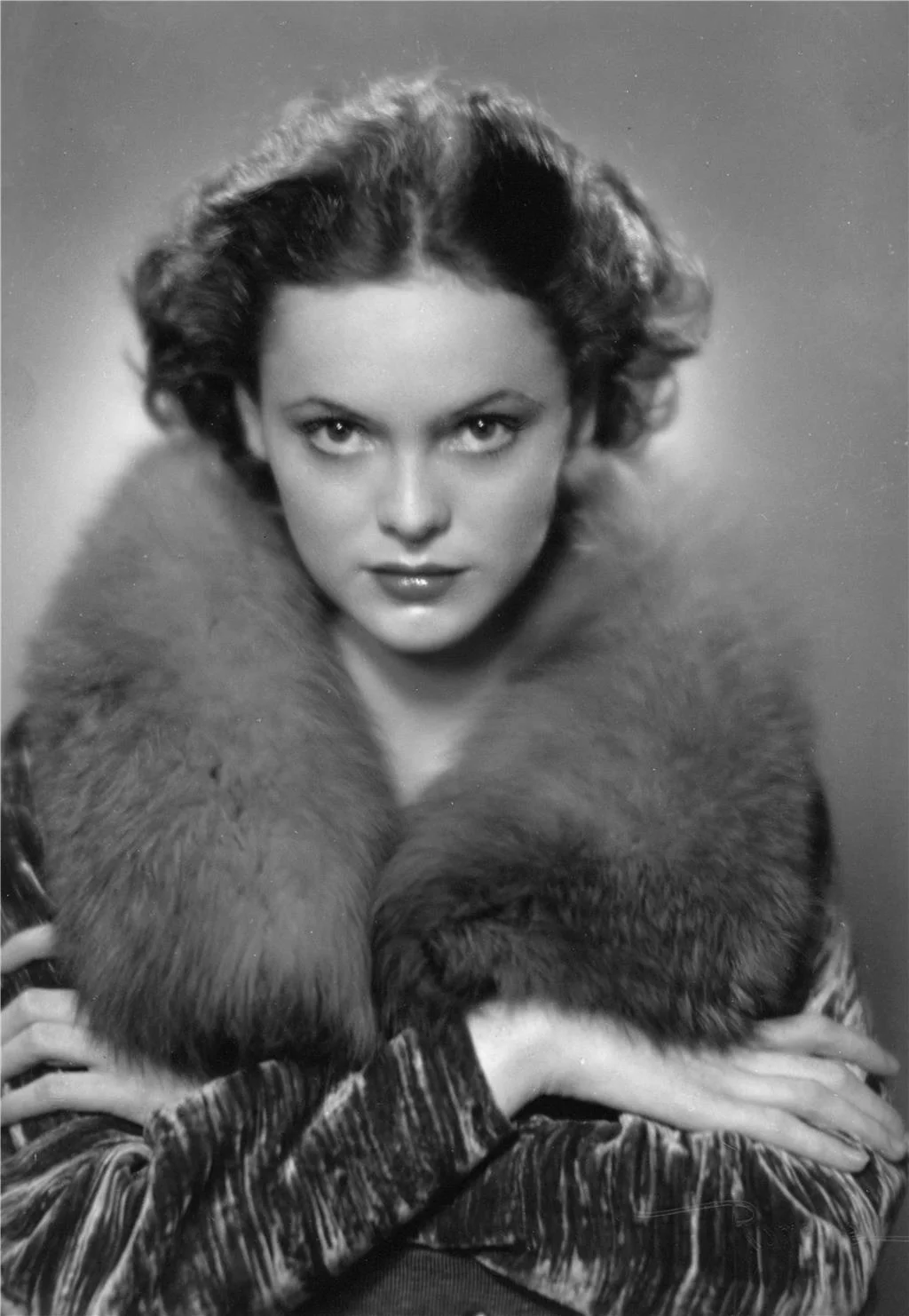 Photo of Nancy Coleman 1940s. Photo by Marjorie Duryee