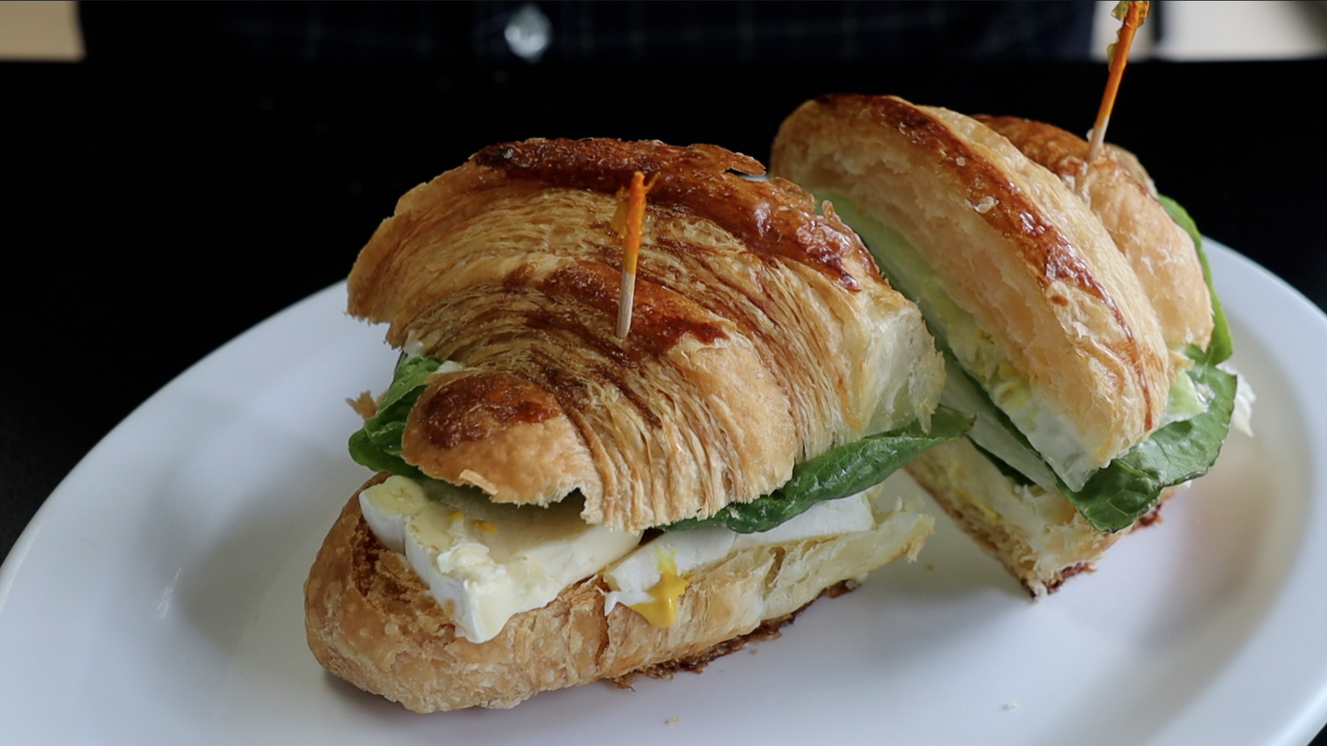Live in Everett TV #129 📺: L'Artisan Bakery & Cafe
