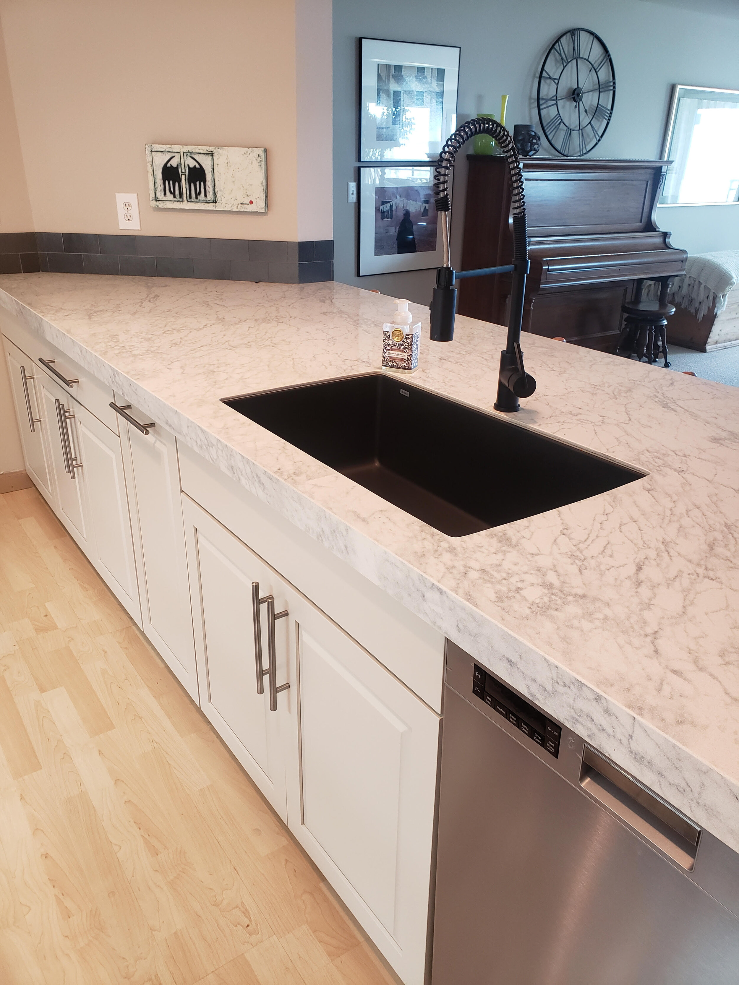 Making Extra Counter Space in the Kitchen l Granite Transformation