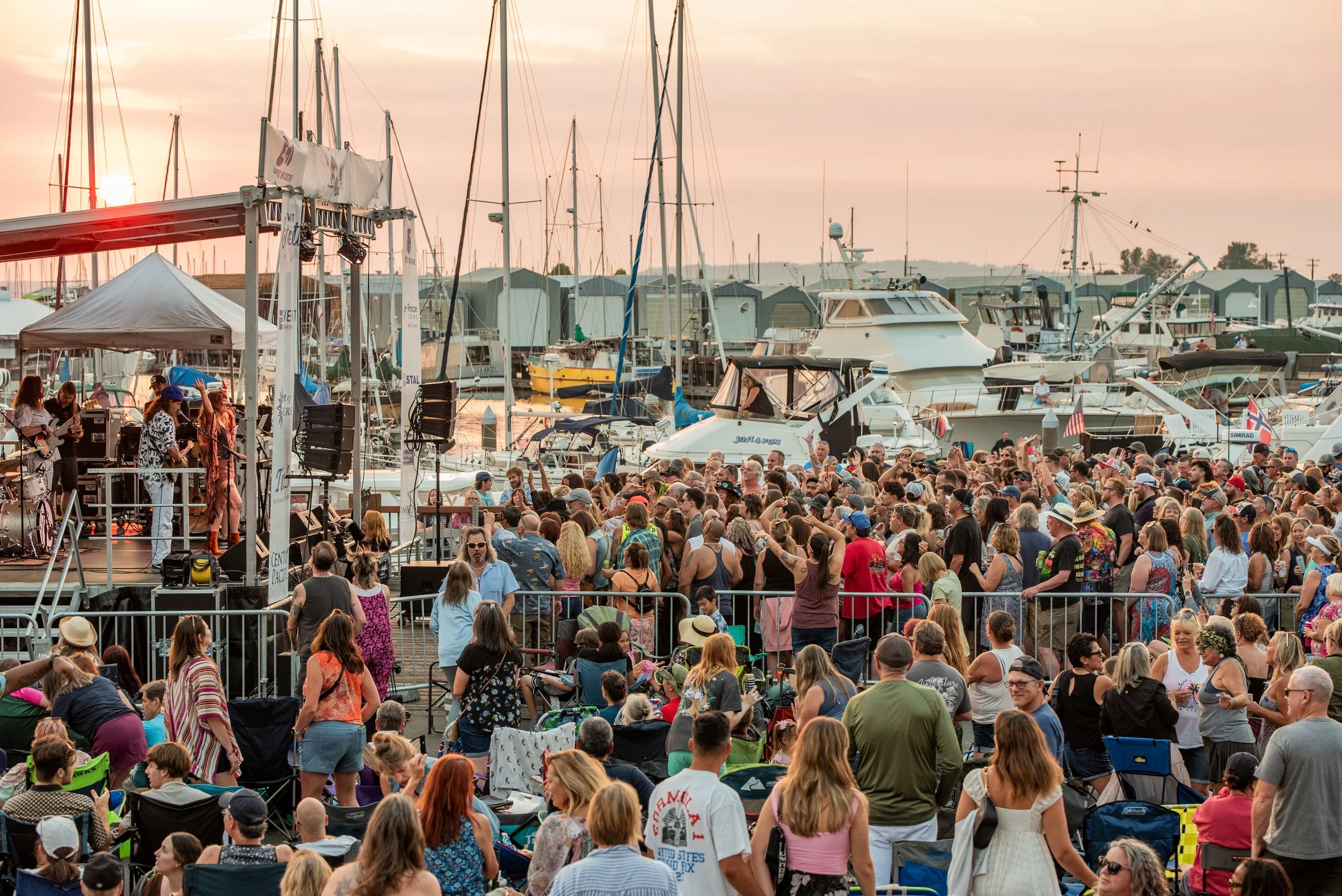 musicatthemarina_thelittlelies_christinemitchell-078 (1).jpg
