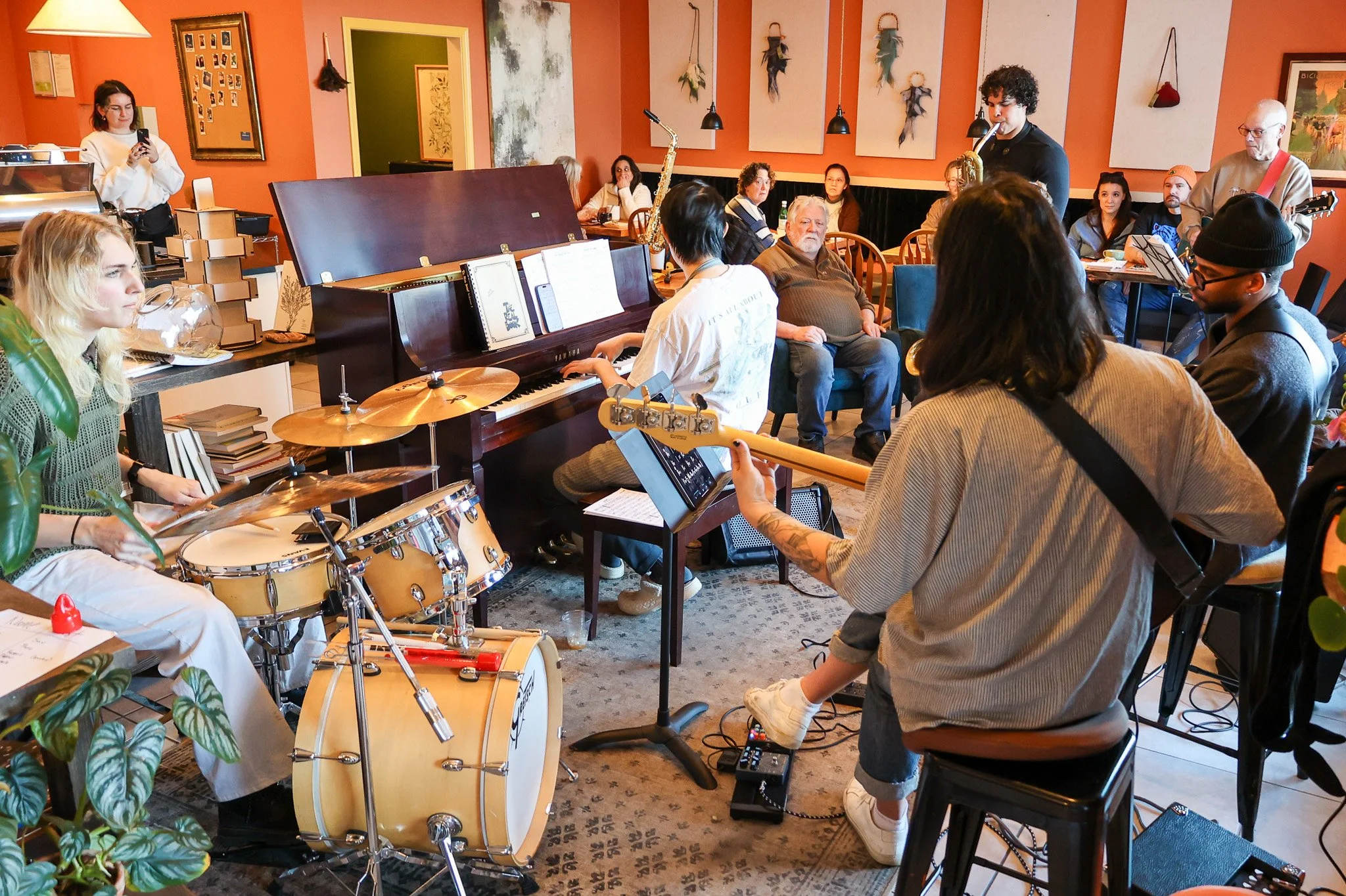 Butter Notes Cafe Jazzes Up Broadway