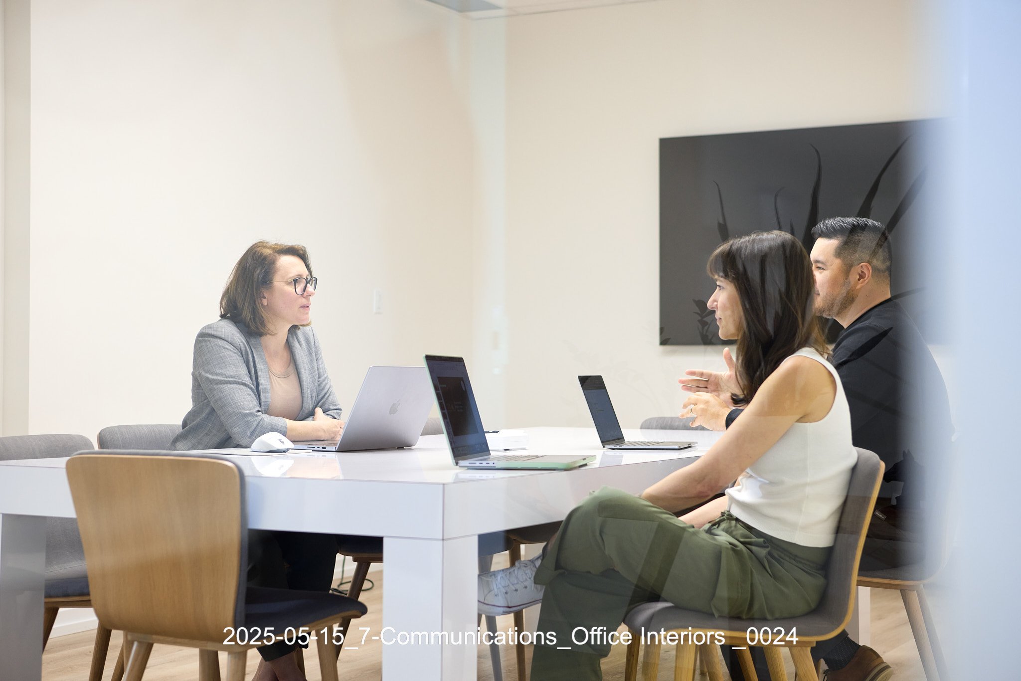 2025-05-15_7-Communications_Office Interiors _0024.jpg