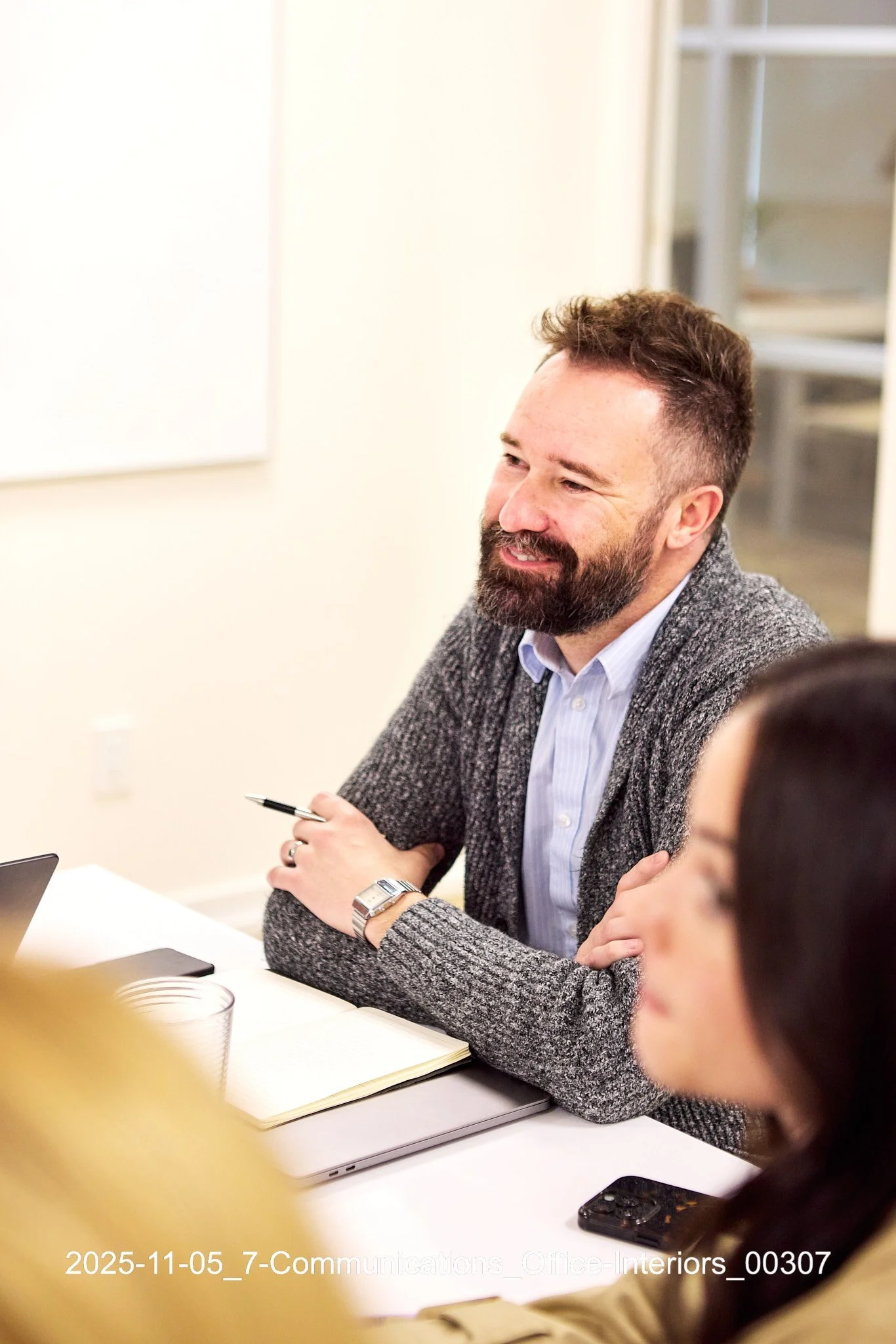 2025-11-05_7-Communications_Office-Interiors_00307.jpg