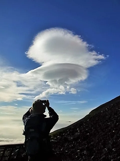 Fujisan Curator has just been launched!