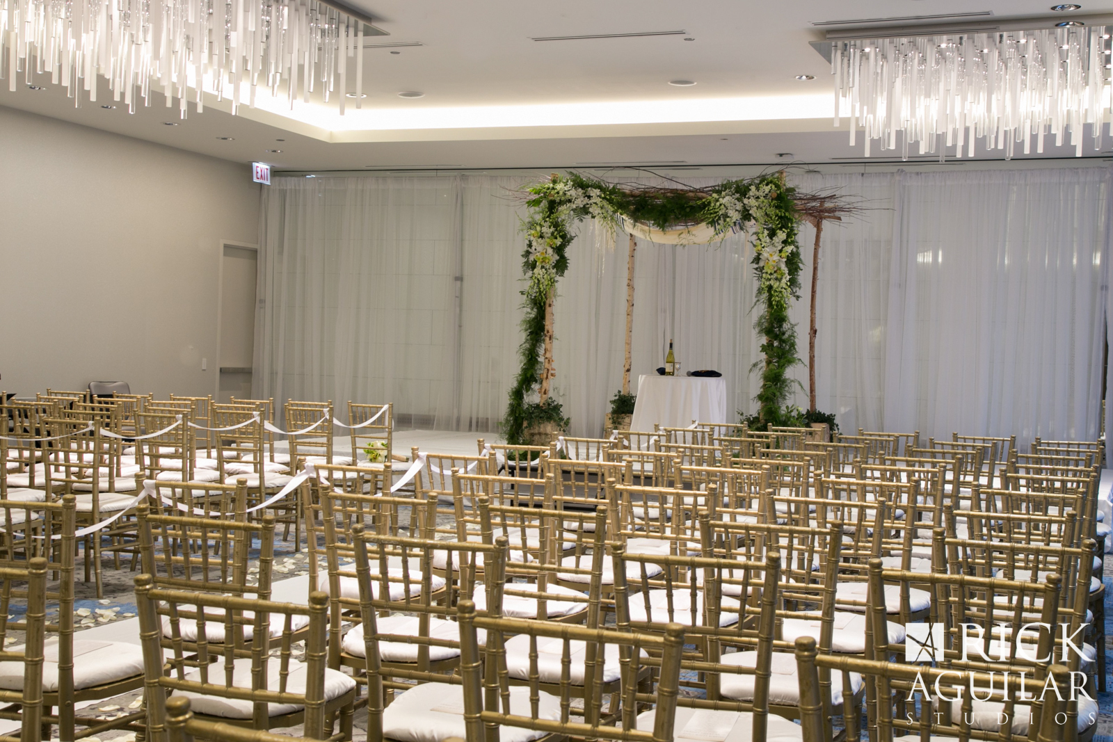Renaissance Chicago Downtown | Rick Aguilar Studios