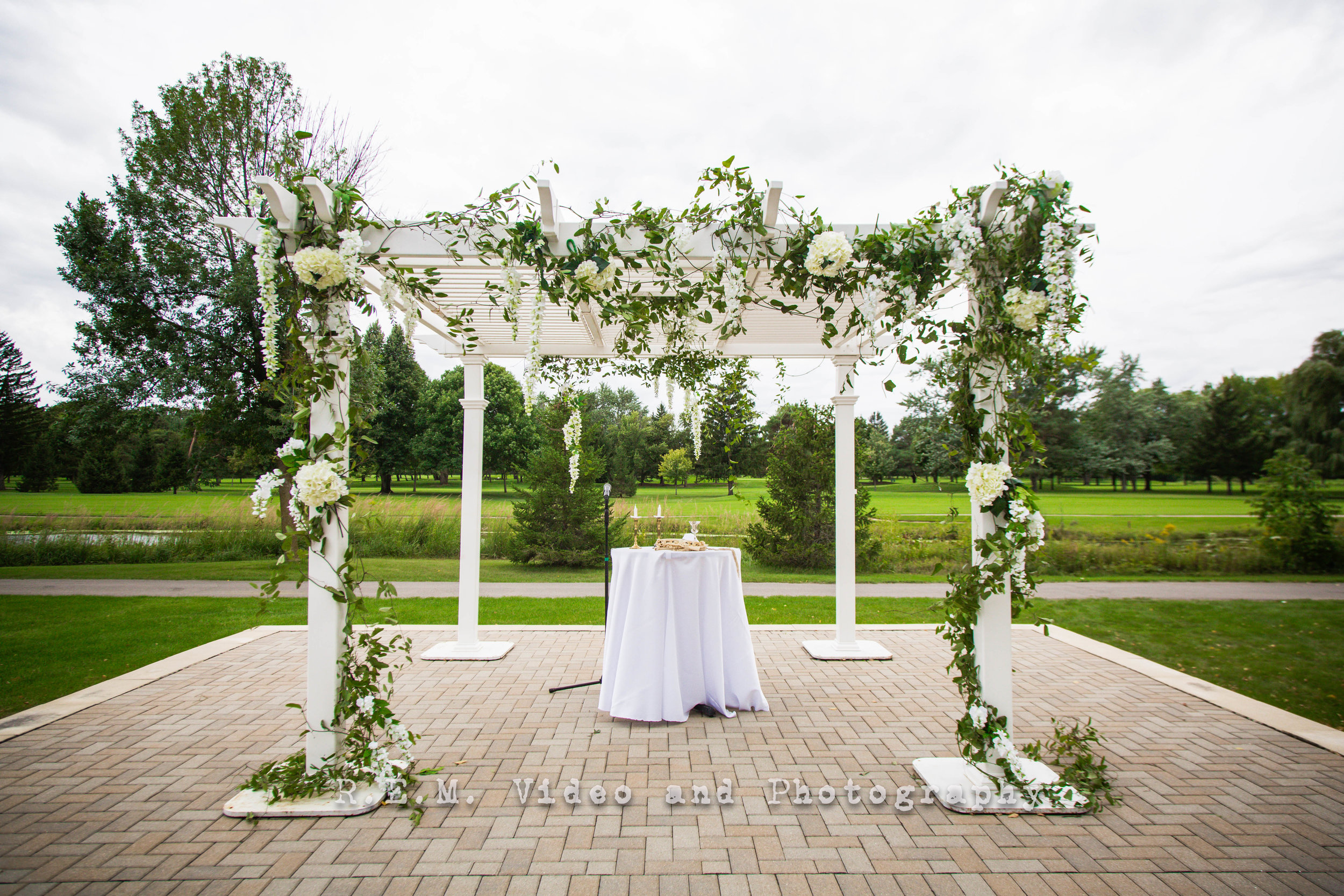 Ravinia Green Country Club | R.E.M. Video & Photography