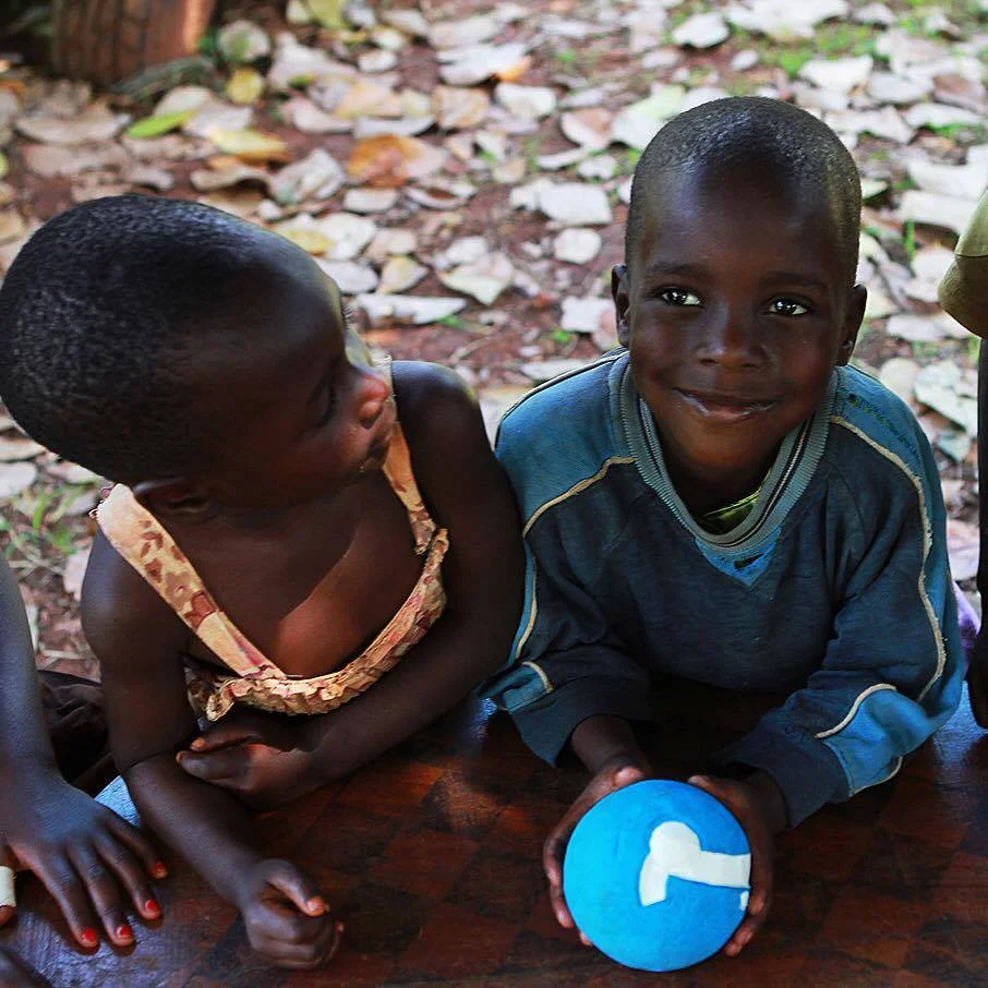 2kids with gooddler.jpg