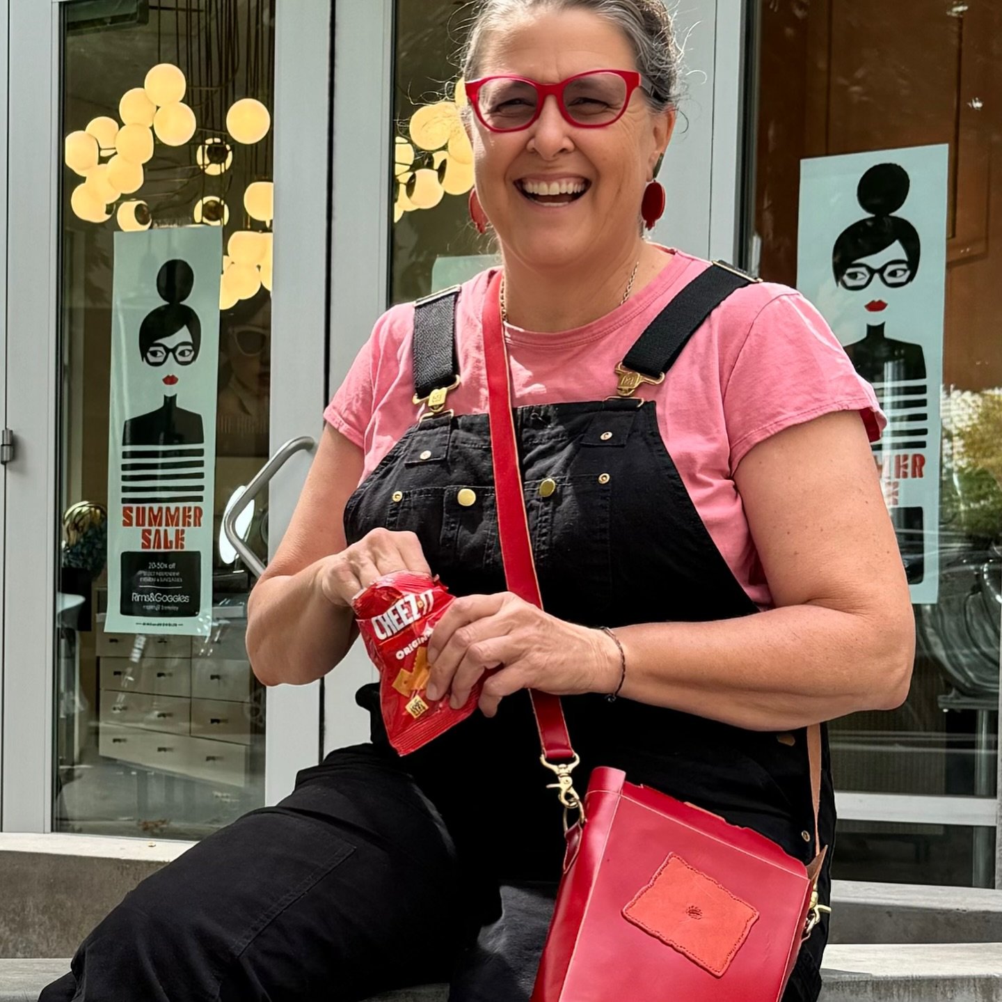 Meet our friend &amp; artist @gittyduncan who hand stitches shoes and bags&hellip; She picked up her matching @faceaface_paris glasses today! #cheezits anyone?!