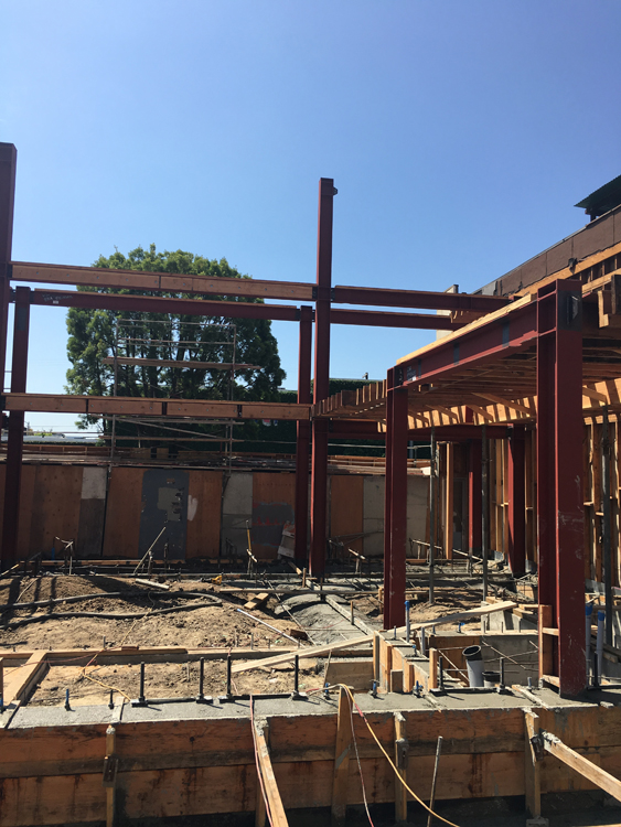 Melrose_Const_02.jpg