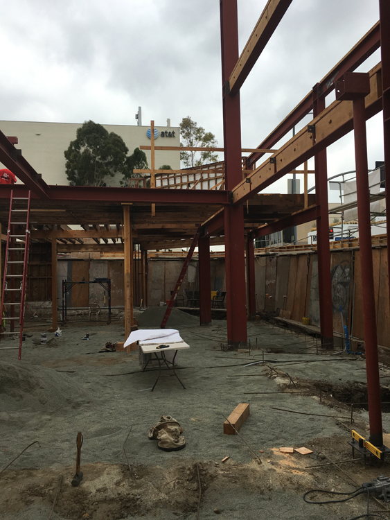 Melrose_Const_06.jpg