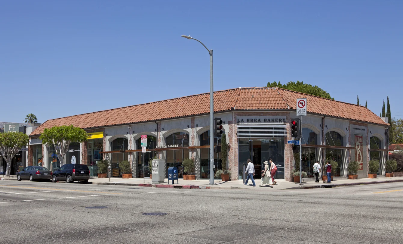 468 LA BREA AVENUE