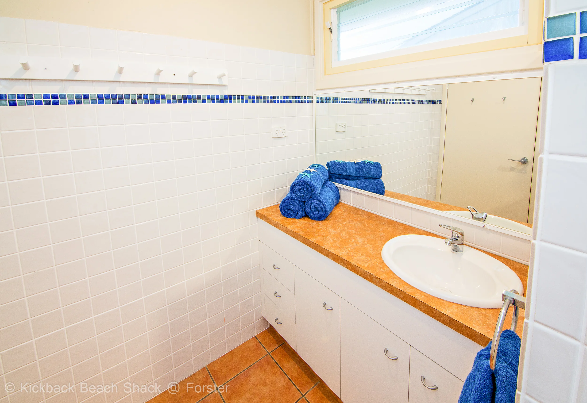 Forster-Accommodation-and-Pet-Friendly-Holiday-House-NSW-clean-up-in-clean
