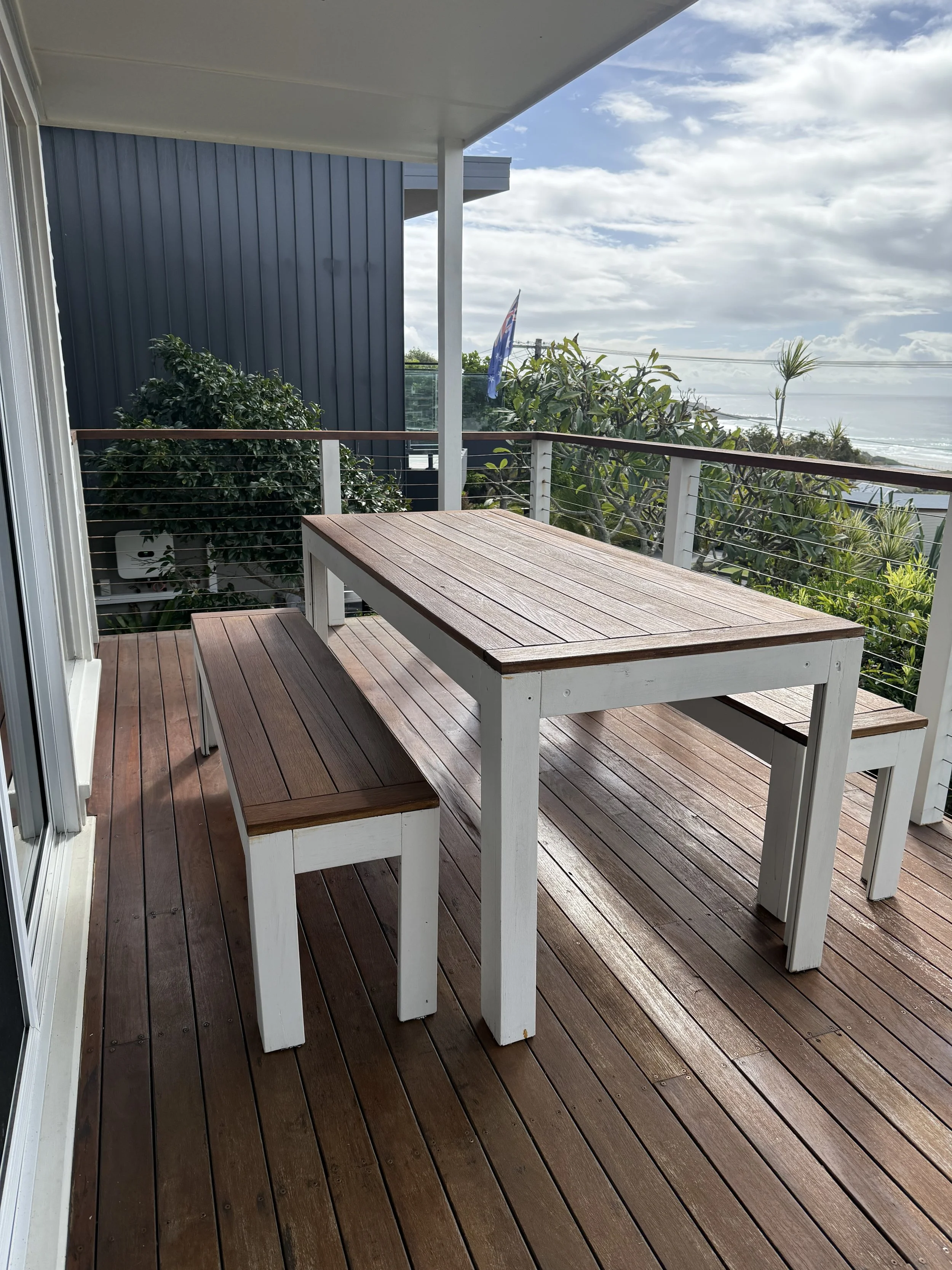 OUTDOOR SETTING .jpg