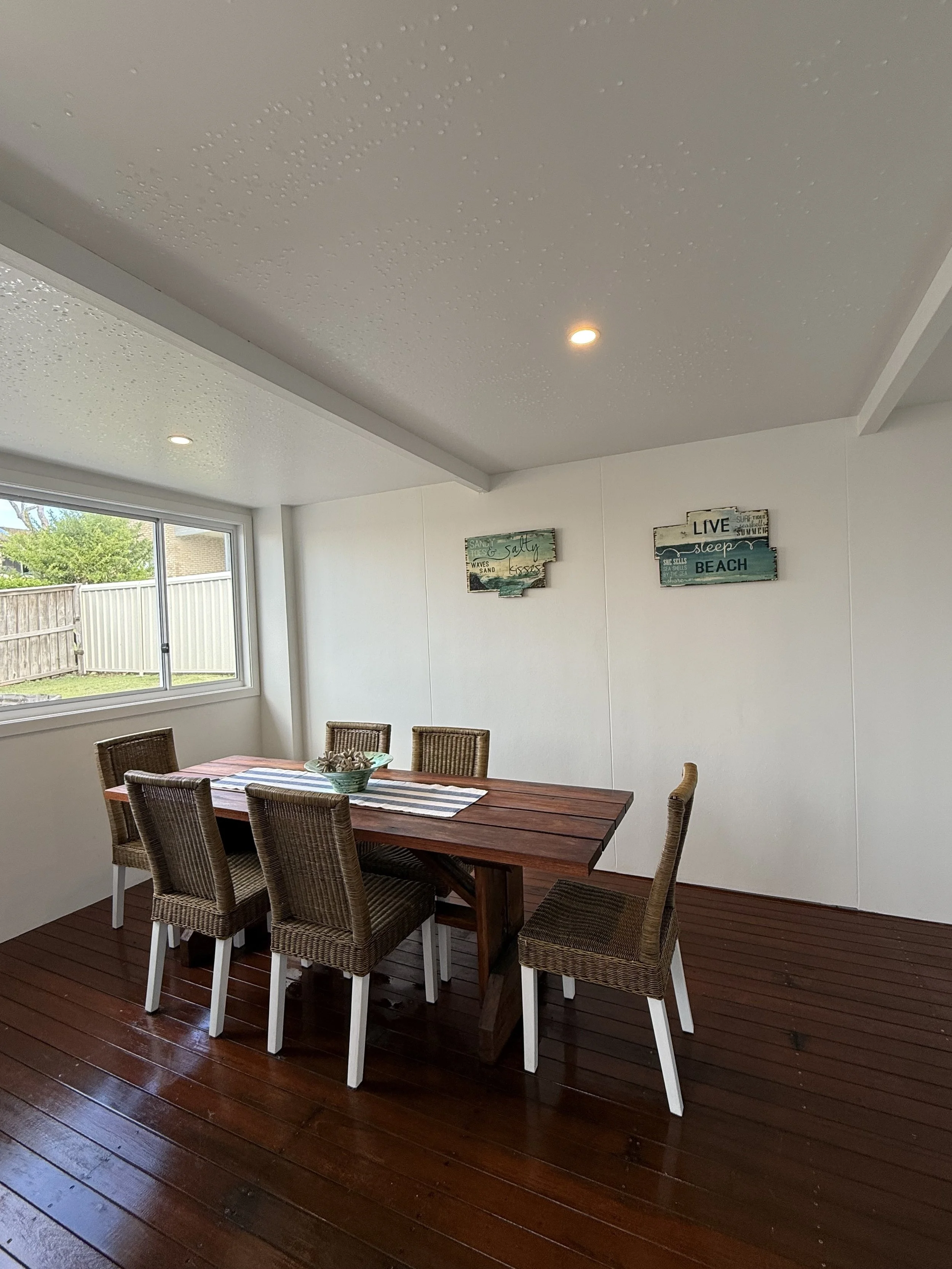 OUTDOOR COVERED AREA .jpg