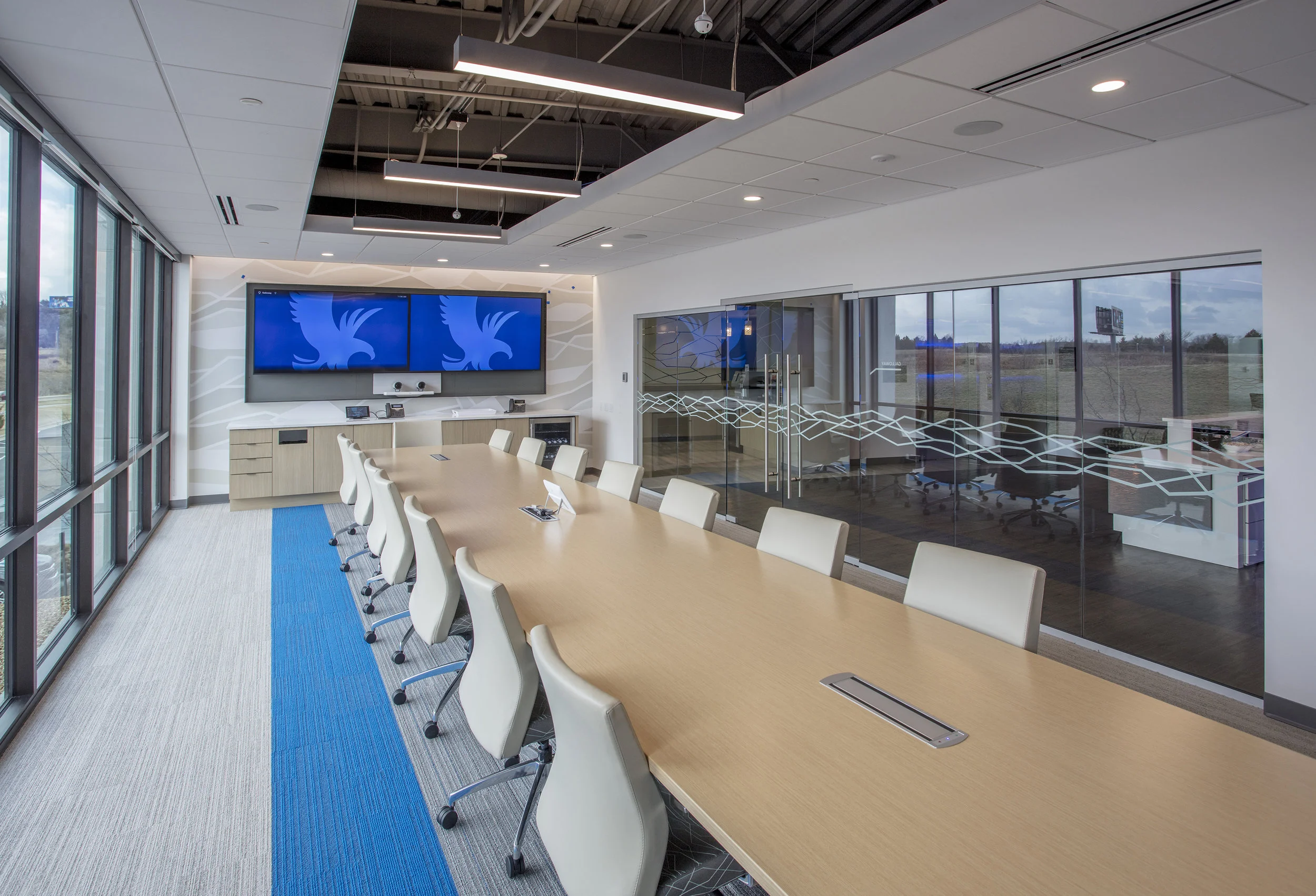 Guaranty Bank Farmers Park Location — Grooms Office Environments