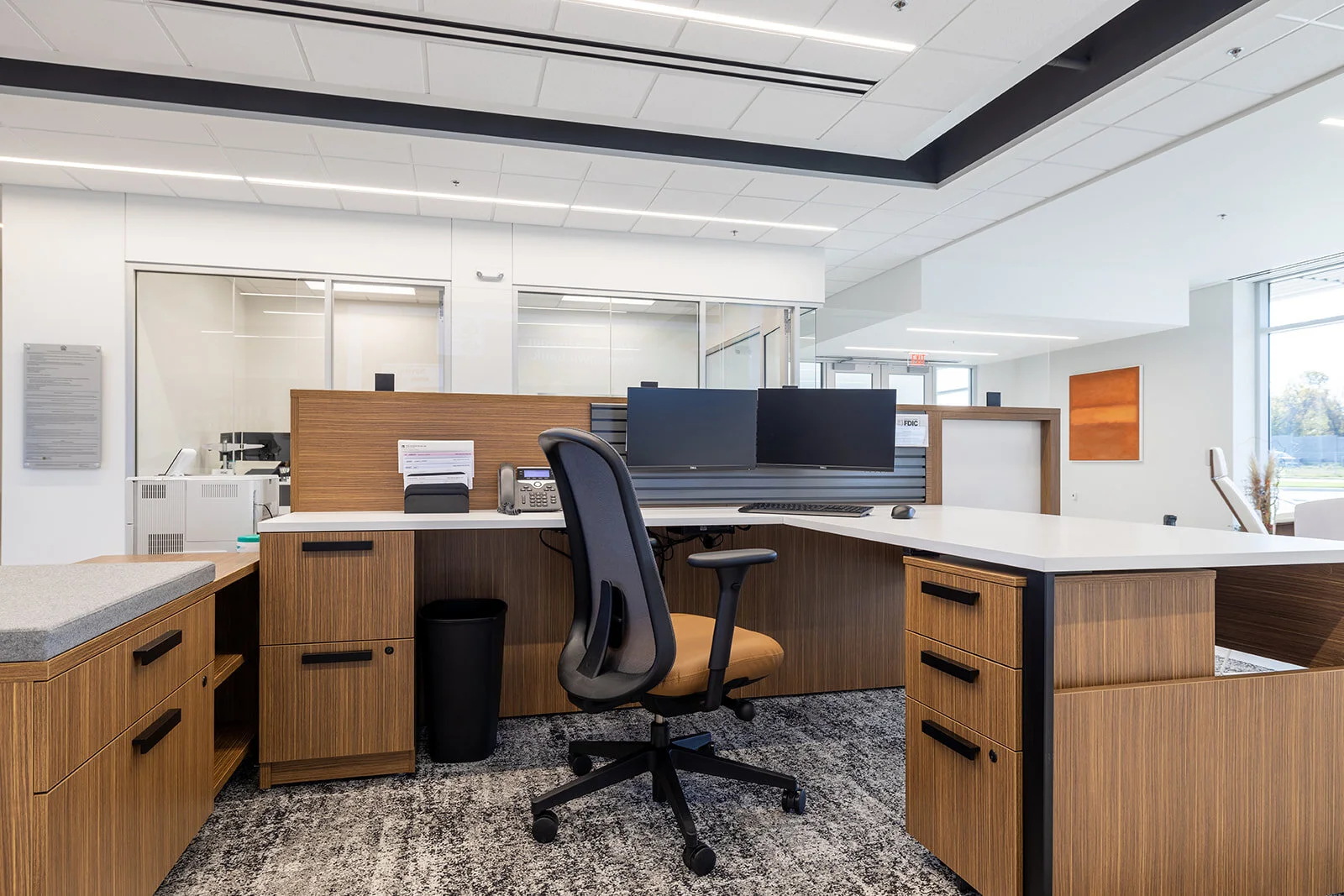 MidMissouri Bank Headquarters — Grooms Office Environments