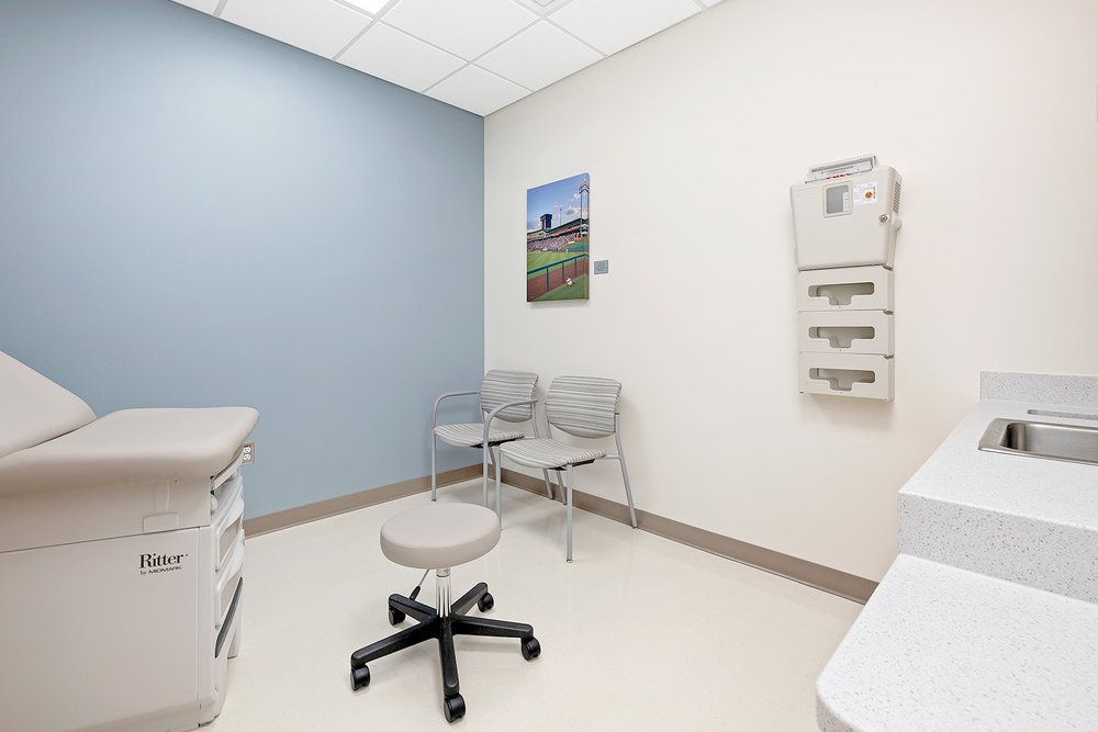 Cox Health Super Clinic-Patient Room