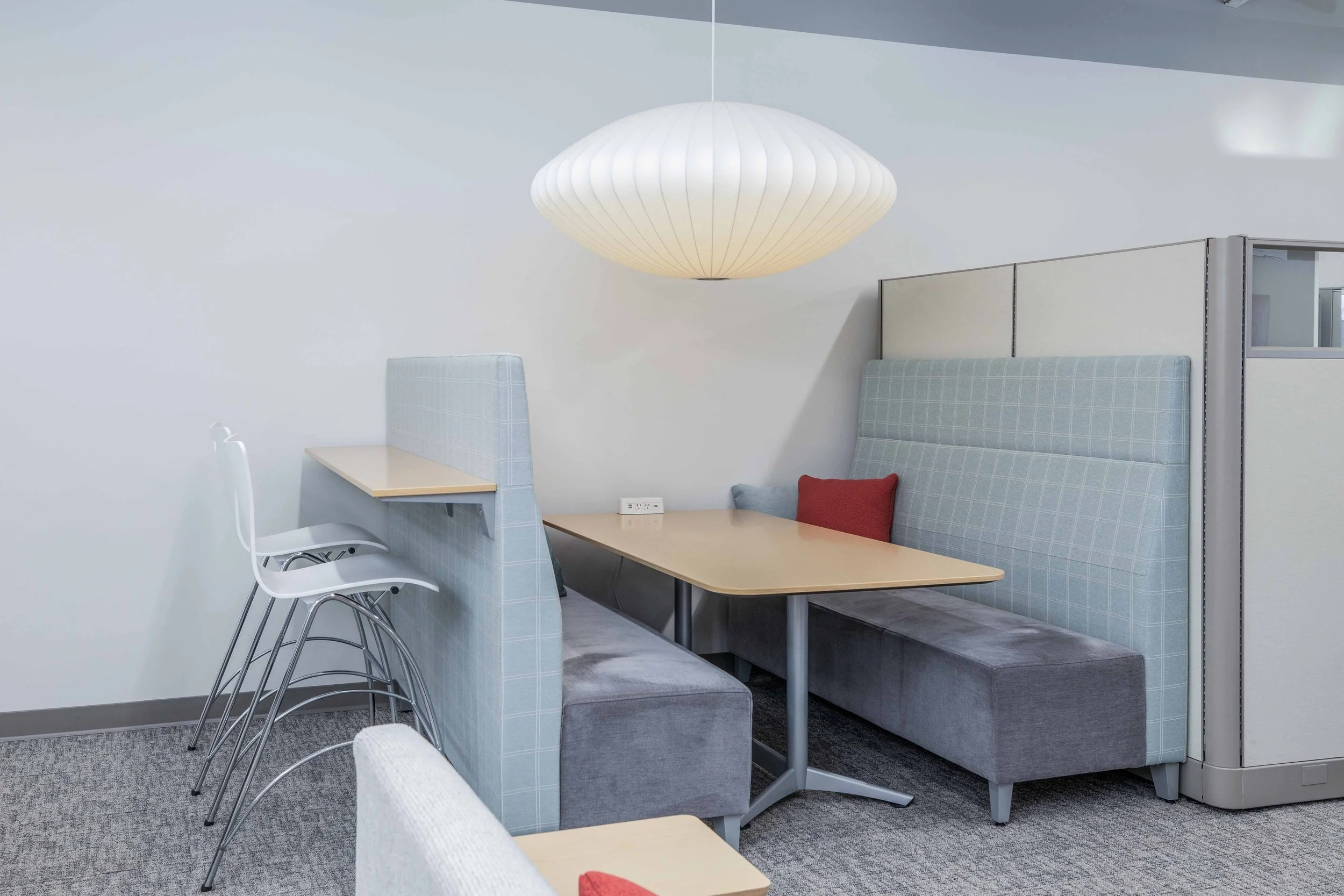 Showroom Test Out 30+ Office Chairs — Grooms Office Environments