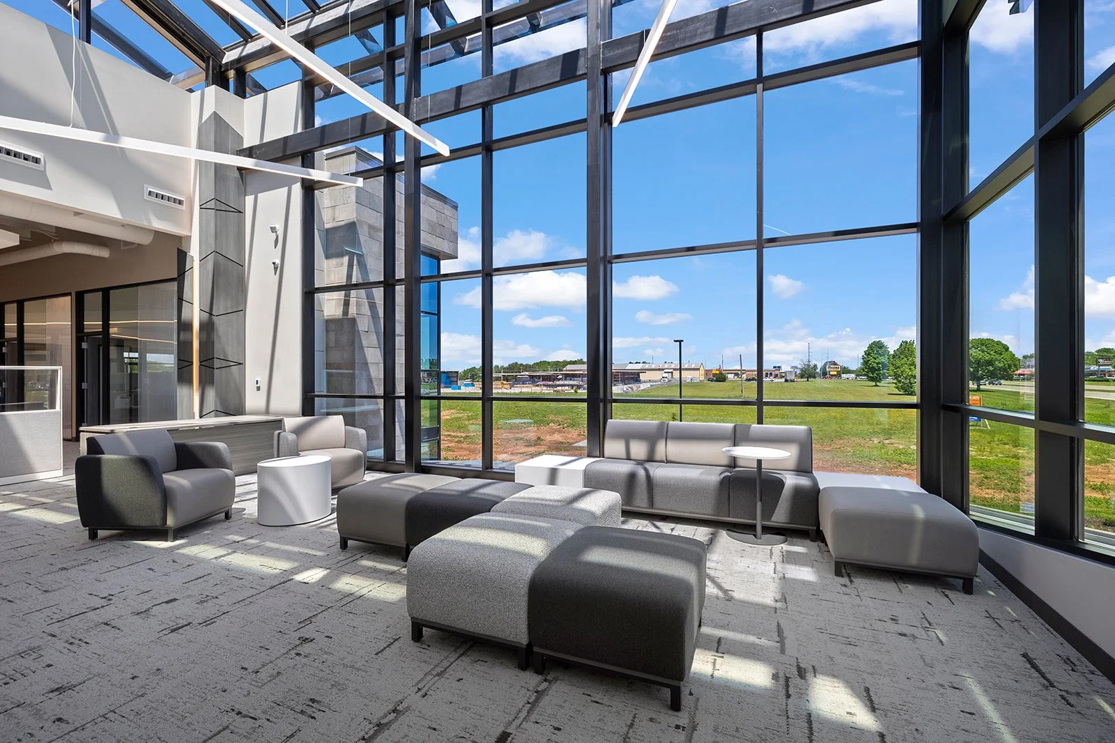 OakStar BankNixa, MO — Grooms Office Environments Springfield, MO