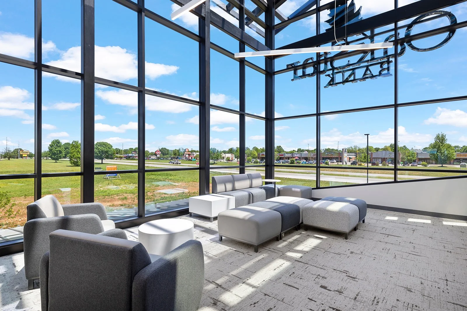 OakStar BankNixa, MO — Grooms Office Environments Springfield, MO