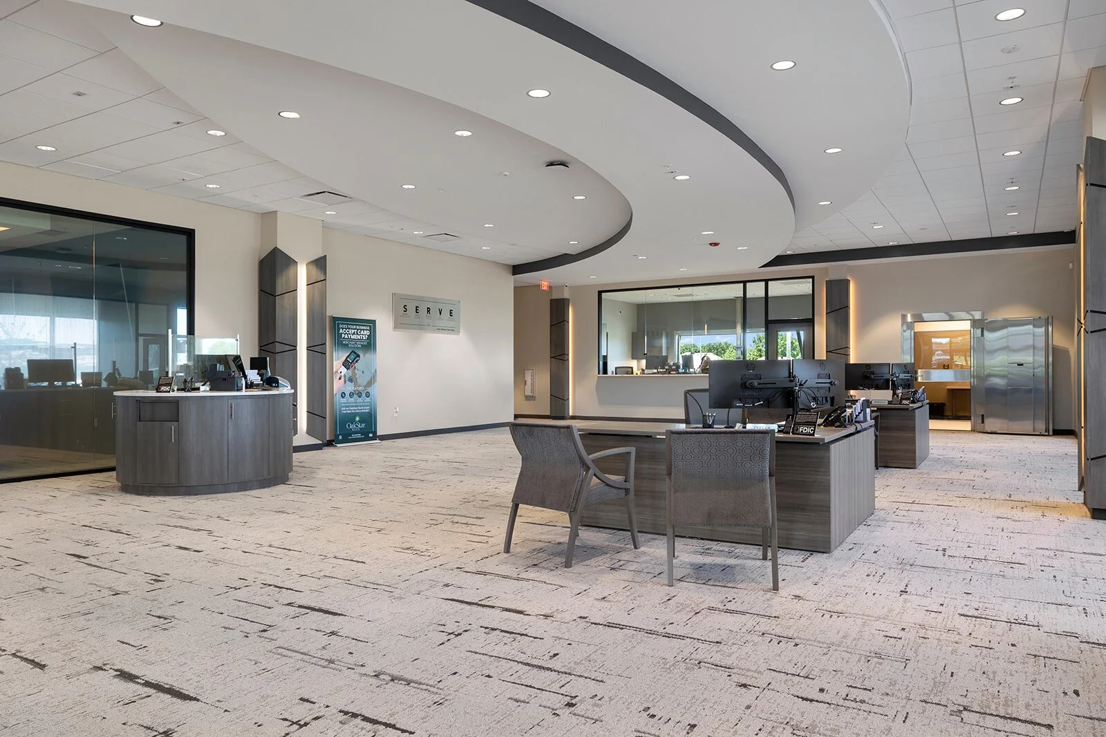 OakStar BankNixa, MO — Grooms Office Environments Springfield, MO