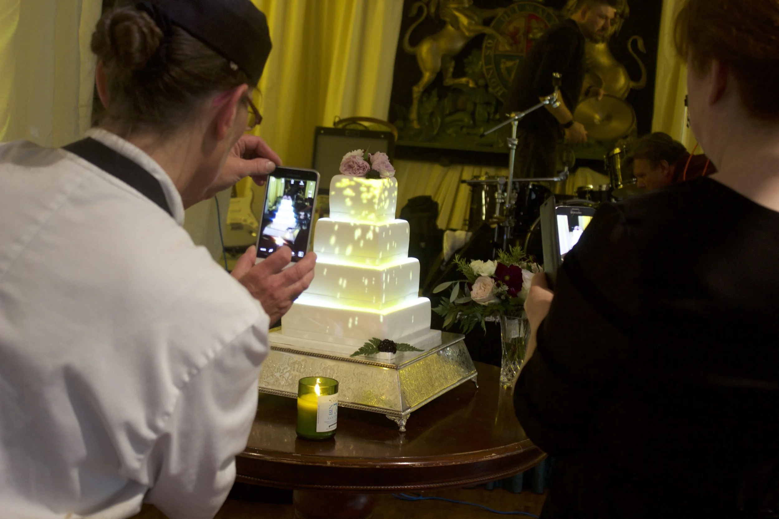 Cake Projection Mapping
