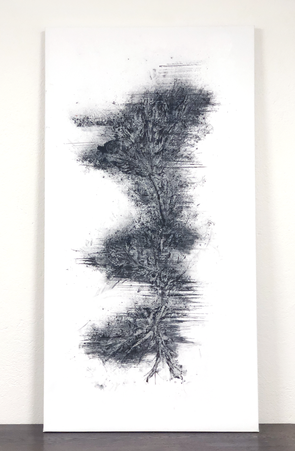 Organism 3, Kol på duk, 73 x 140 cm, sensommar 2018