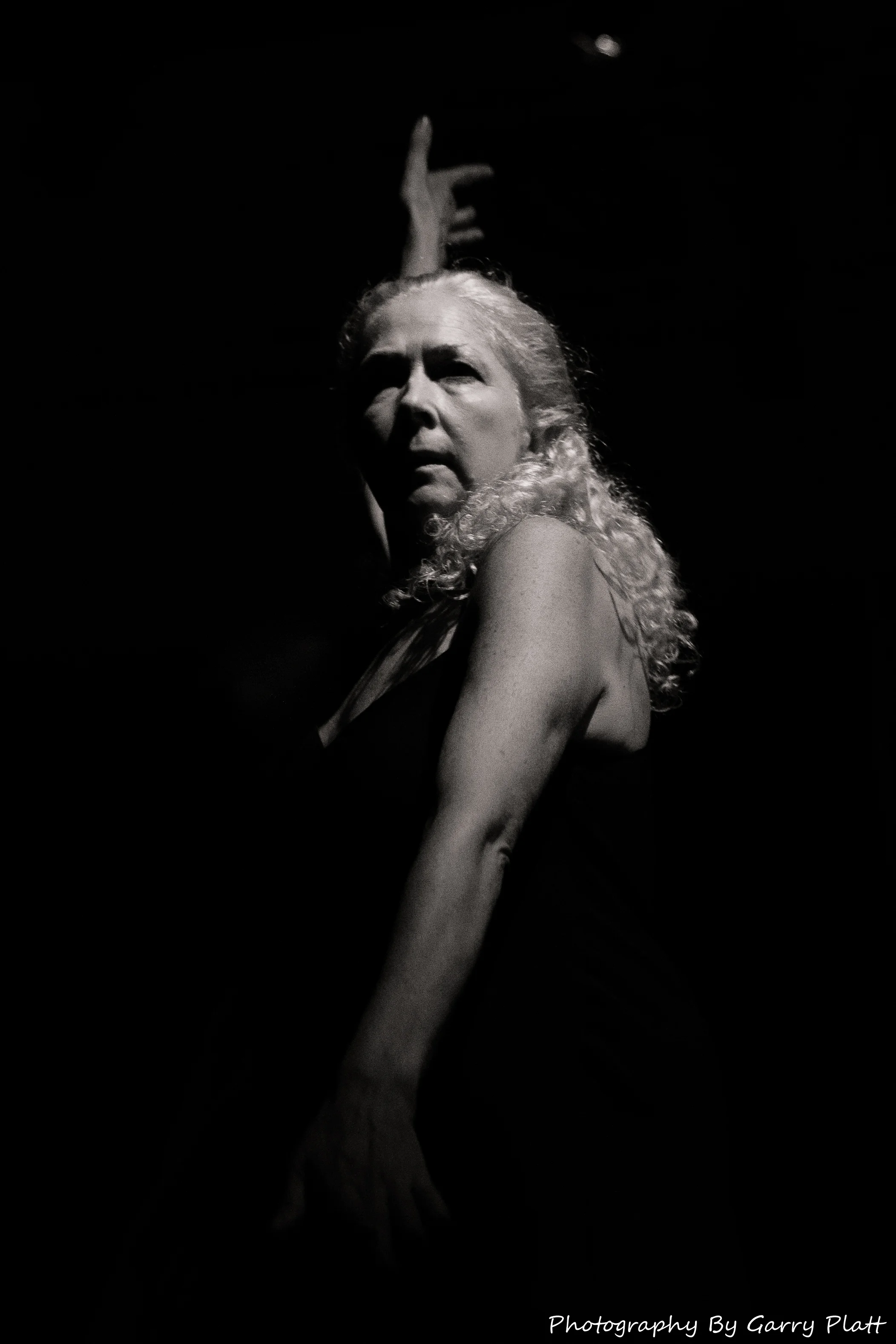 Jo Gjertson Frederiksen performing in 'Cortege'