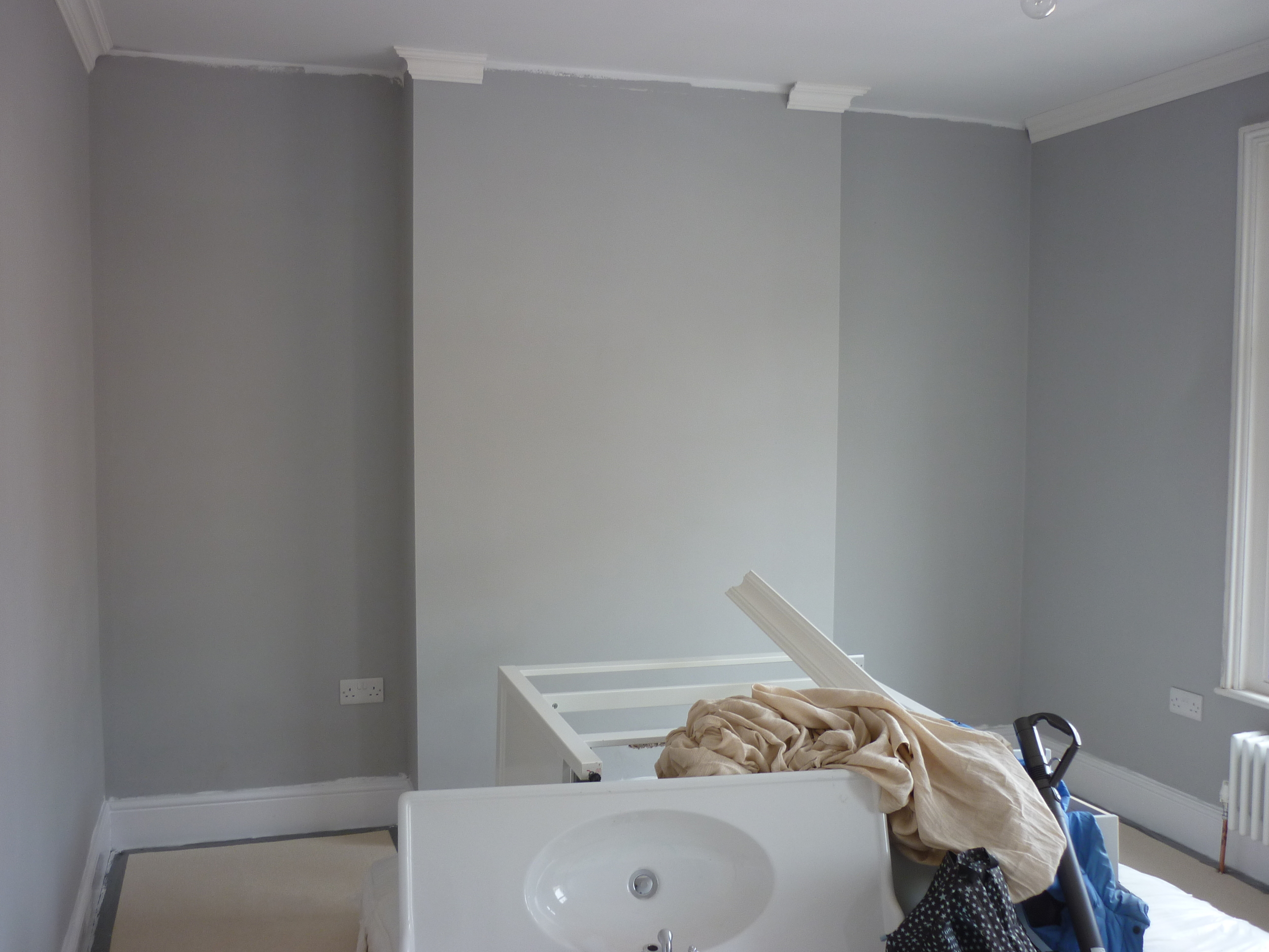 grey-wall.JPG