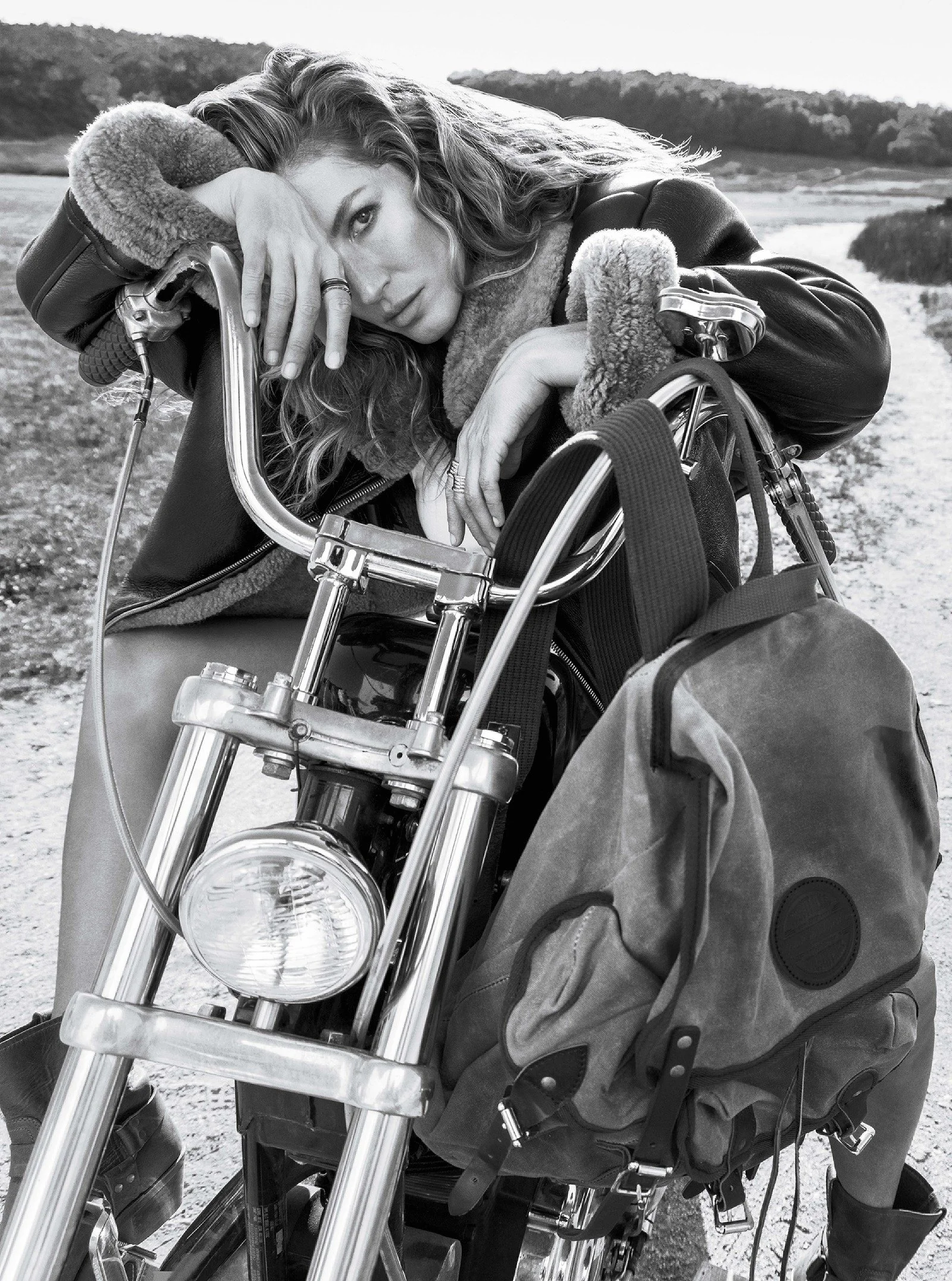 Gisele Bundchen in 'Horizons Never End' Louis Vuitton Luggage Campaign —  Anne of Carversville