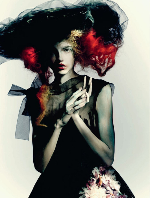 Molly Bair Is Lensed In 'Full Bloom' By Paolo Roversi For Vogue Italia ...