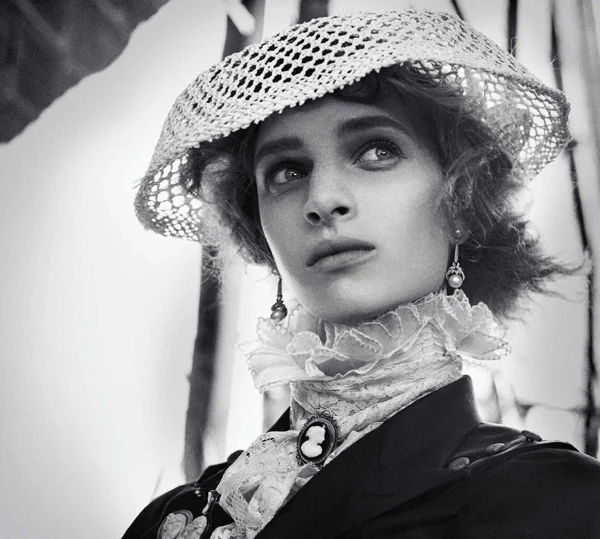 Steven-Meisel-20131013-08.jpg