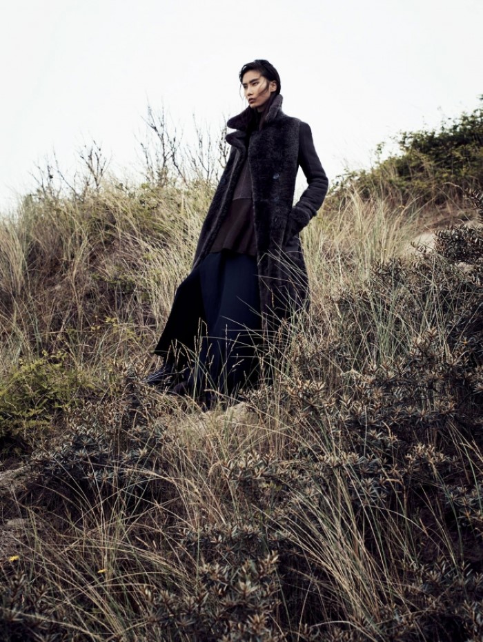 dylan-xue-by-nathaniel-goldberg-for-vogue-china-october-2015-+3.jpg