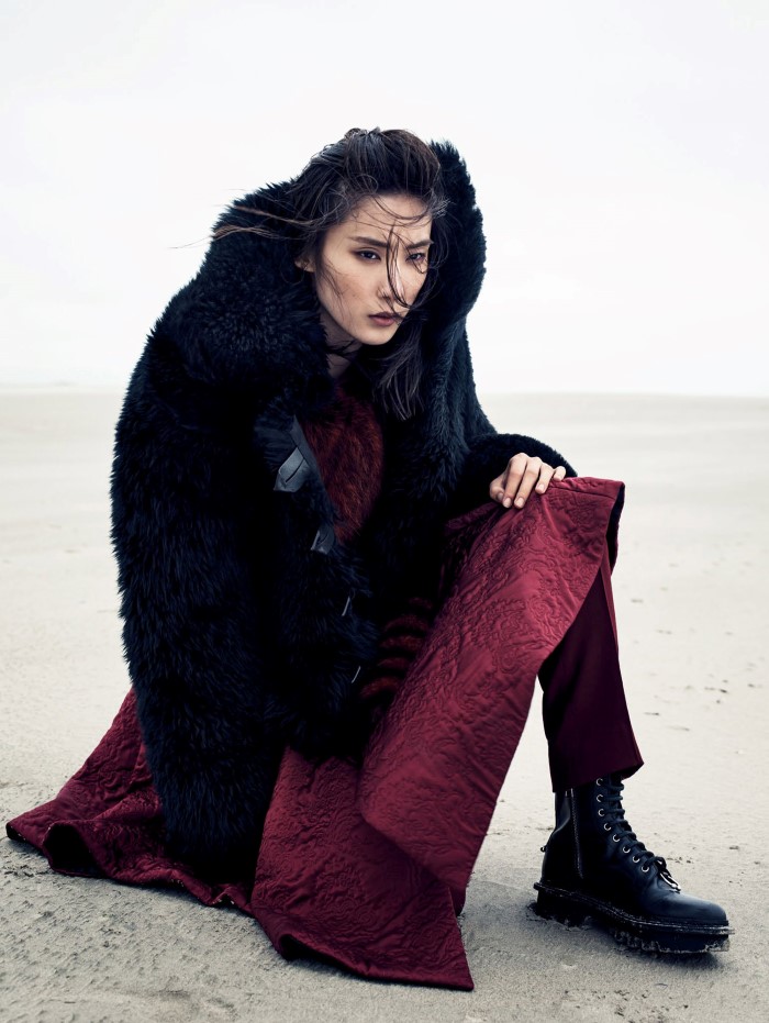 dylan-xue-by-nathaniel-goldberg-for-vogue-china-october-2015-+7.jpg