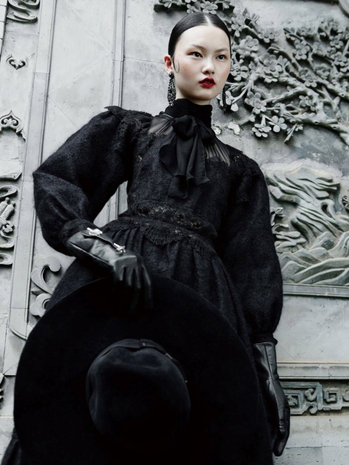 he-cong-by-zack-zhang-for-vogue-china-october-2015-5.jpg