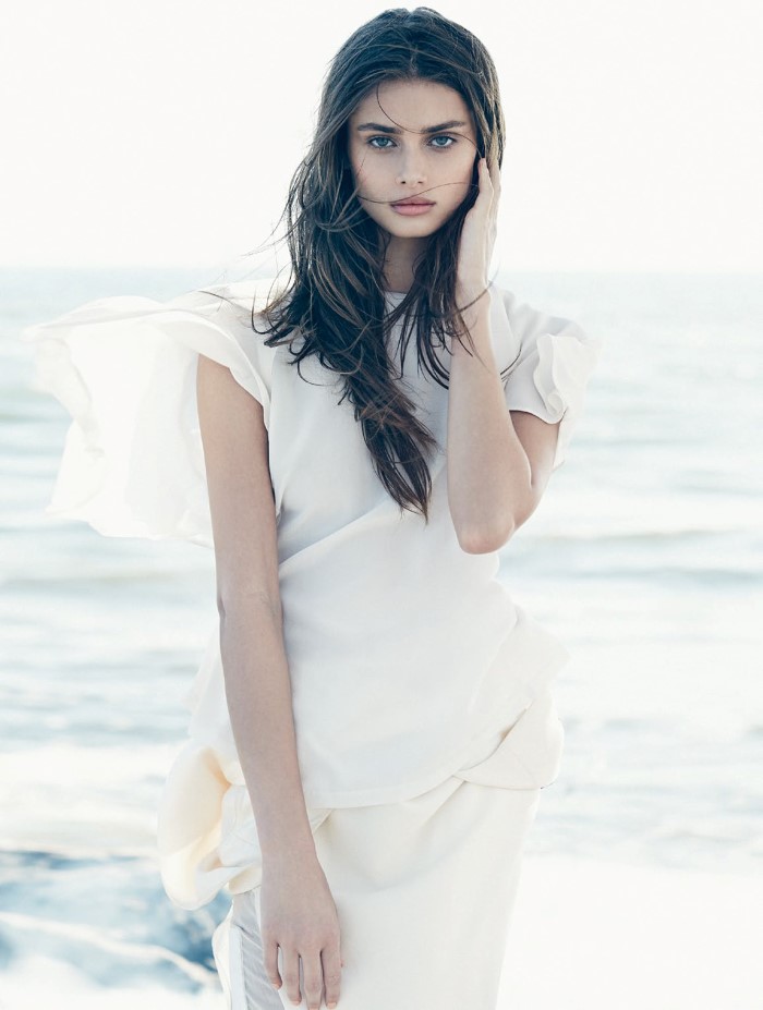 taylor-hill-by-an-le-for-numero-russia-october-2015-6.jpg