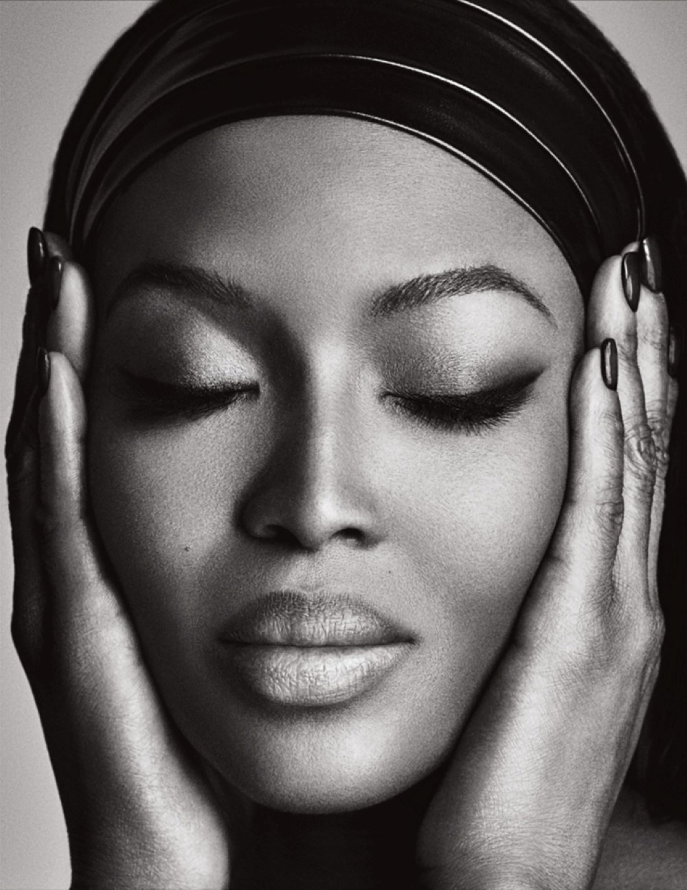 その他 lui magazine Naomi Cambel Naomi Campbell Is Sensual Goddess In Luigi & Iango Images