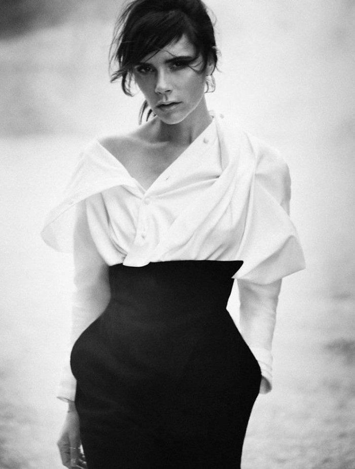 victoria-beckham-by-boo-george-for-vogue-germany-november-2015-3.jpg