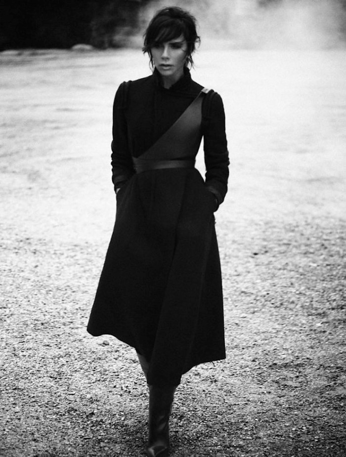 victoria-beckham-by-boo-george-for-vogue-germany-november-2015-10.jpg