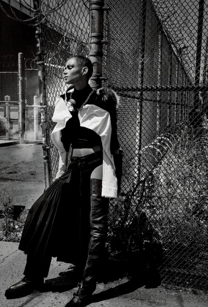 in-the-air-fabien-baron-for-interview-magazine-october-2015-15.jpg